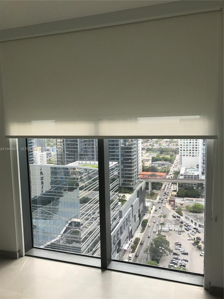 68 SE 6 #2504, Miami FL 33131
