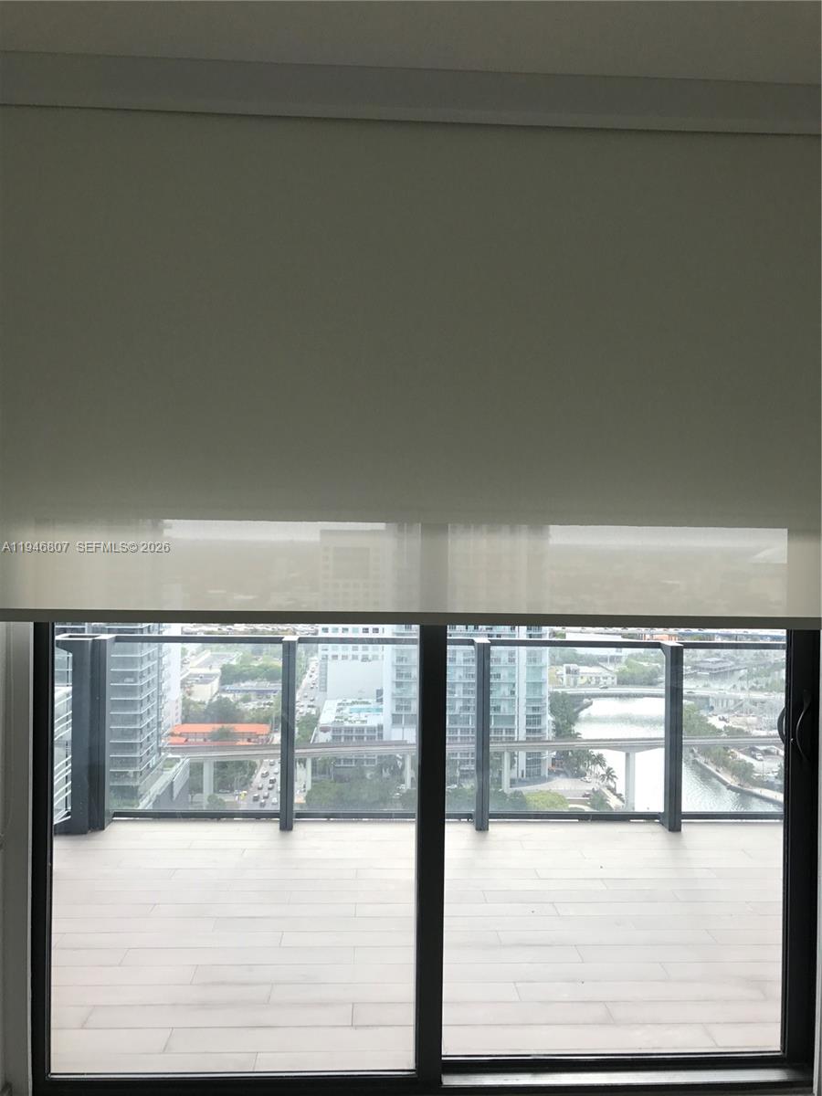 68 SE 6 #2504, Miami FL 33131