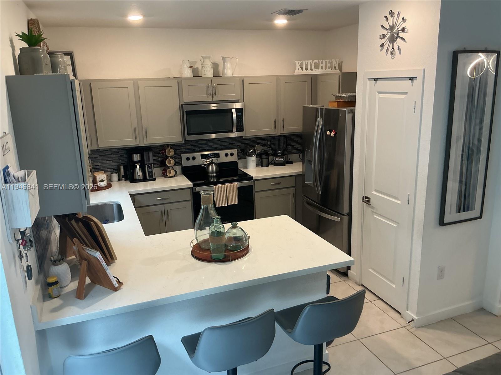 484 NE 4th Ave, Florida City FL 33034