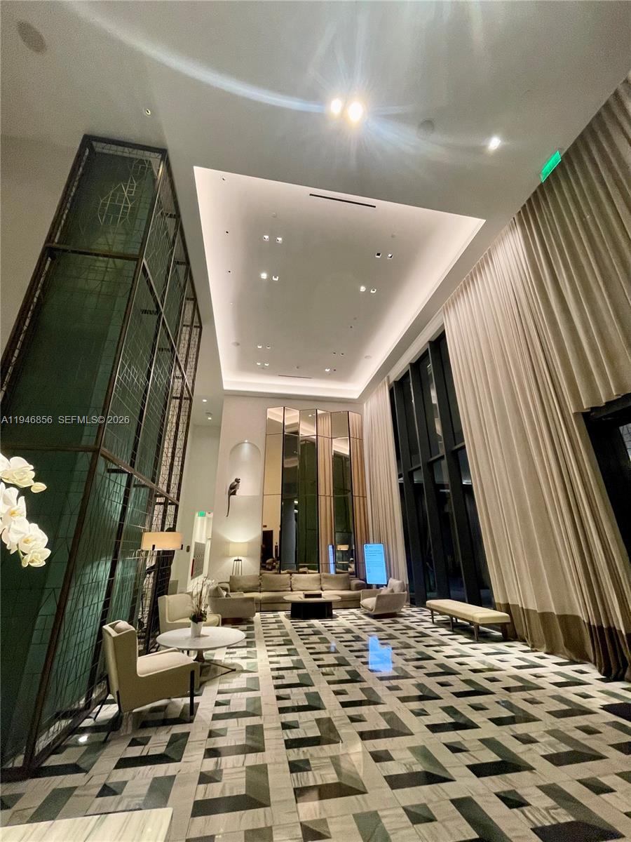 801 S Miami Ave #3304, Miami FL 33130