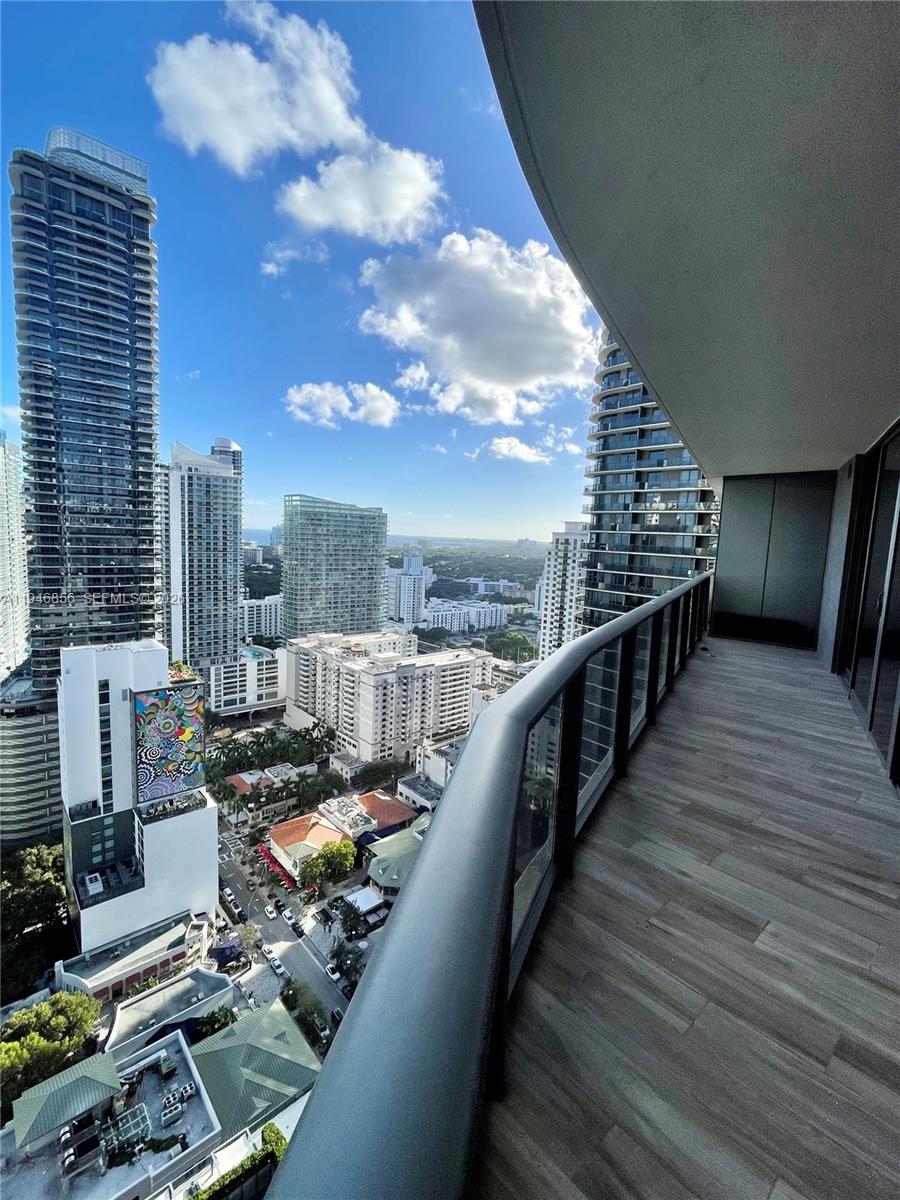 801 S Miami Ave #3304, Miami FL 33130