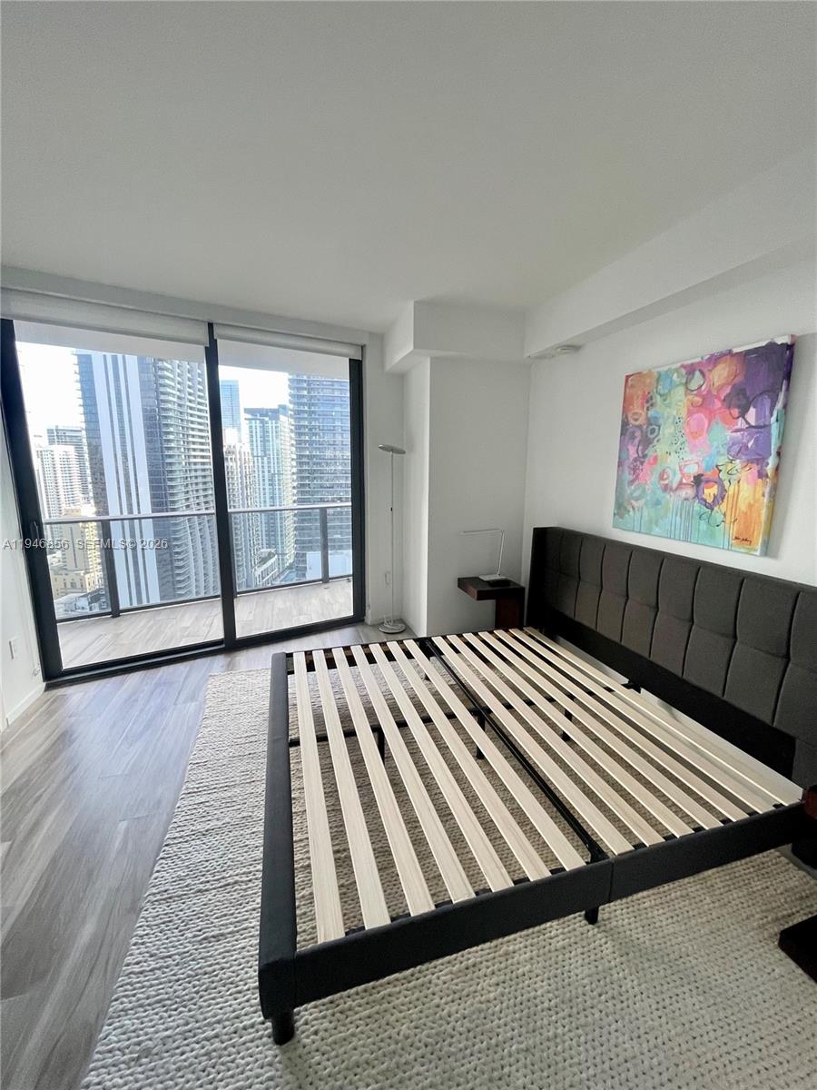 801 S Miami Ave #3304, Miami FL 33130