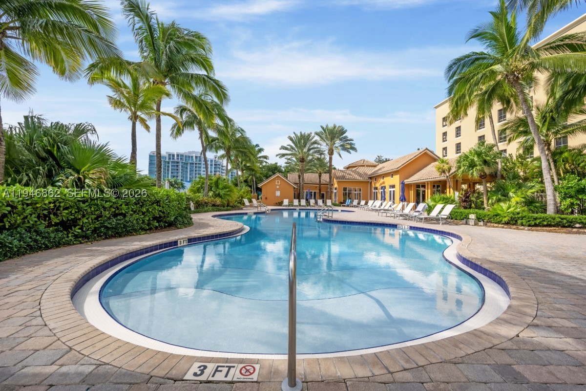 3330 NE 190th St #1912, Aventura FL 33180