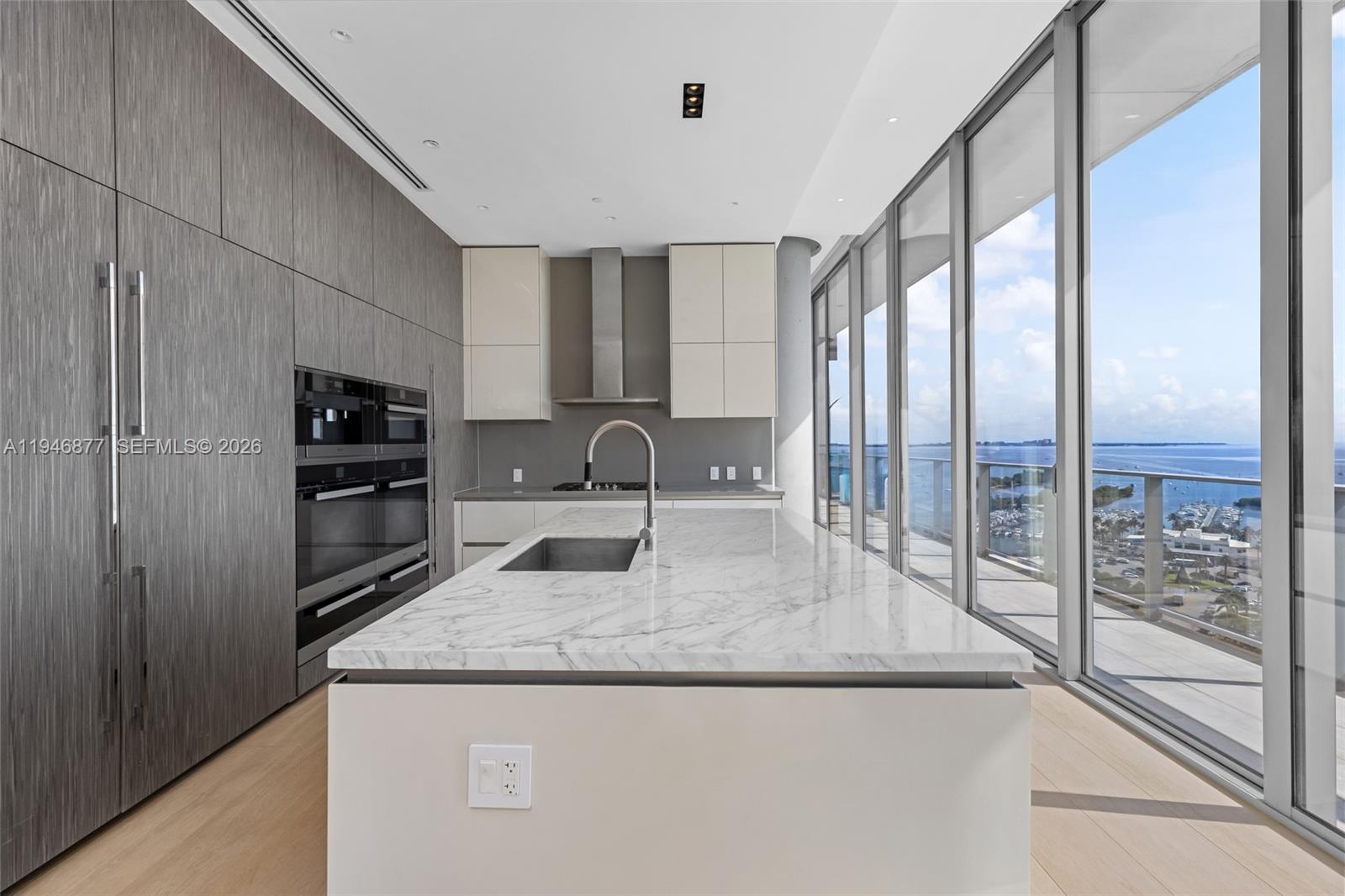 2675 S Bayshore Dr #1602S, Miami FL 33133