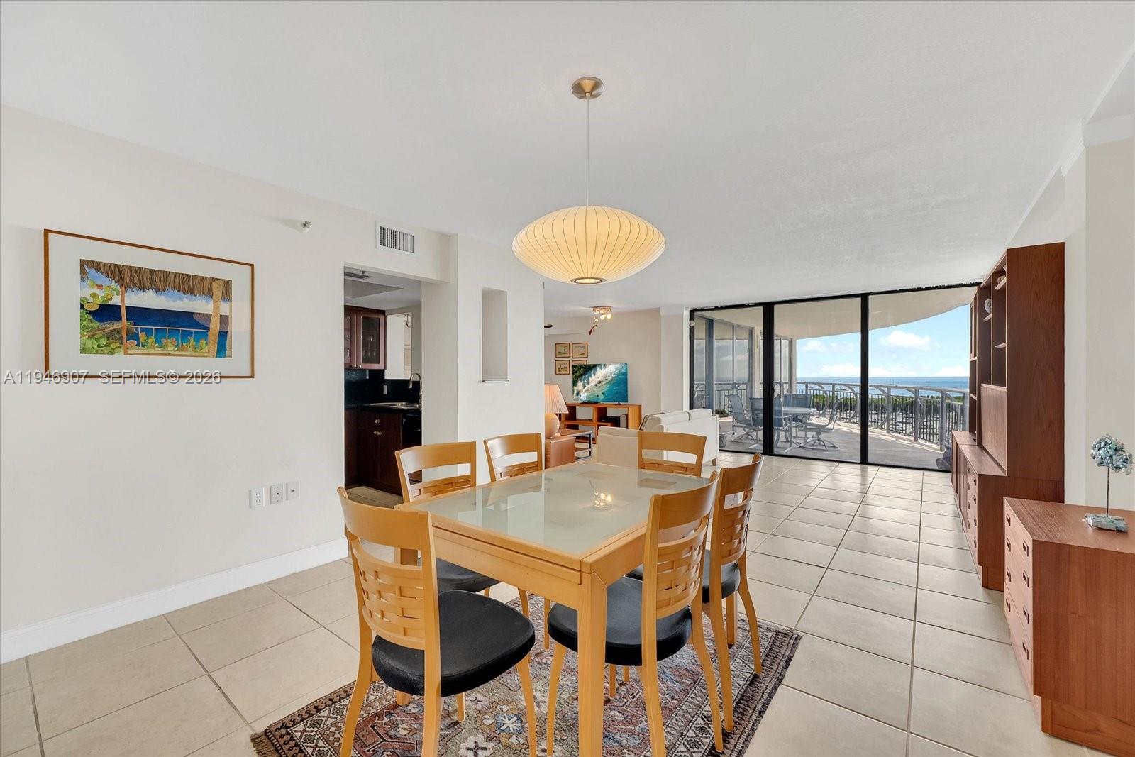 2843 S Bayshore Dr #11C, Miami FL 33133