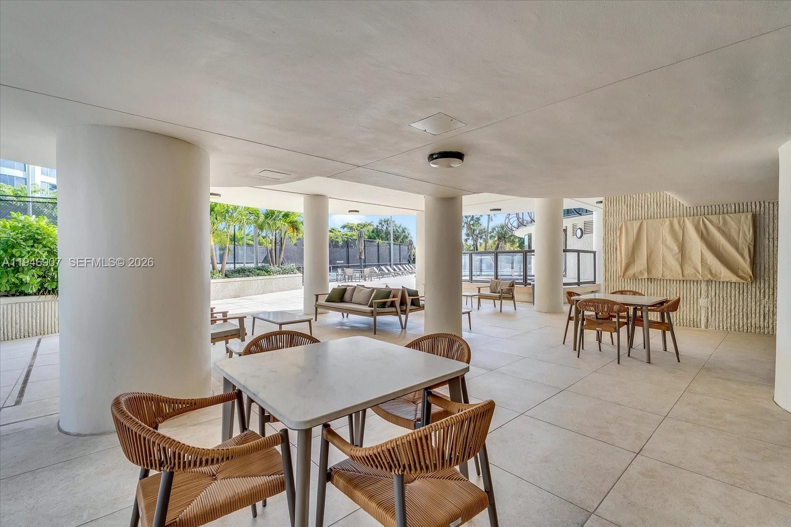 2843 S Bayshore Dr #11C, Miami FL 33133