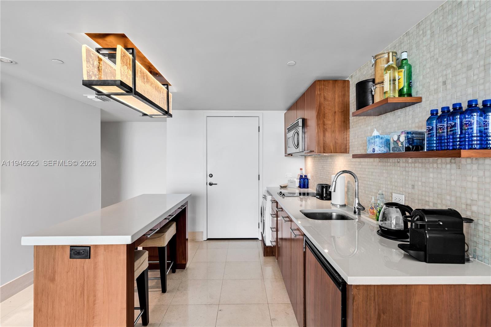 6801 Collins Ave #417 (404 Deed), Miami Beach FL 33141