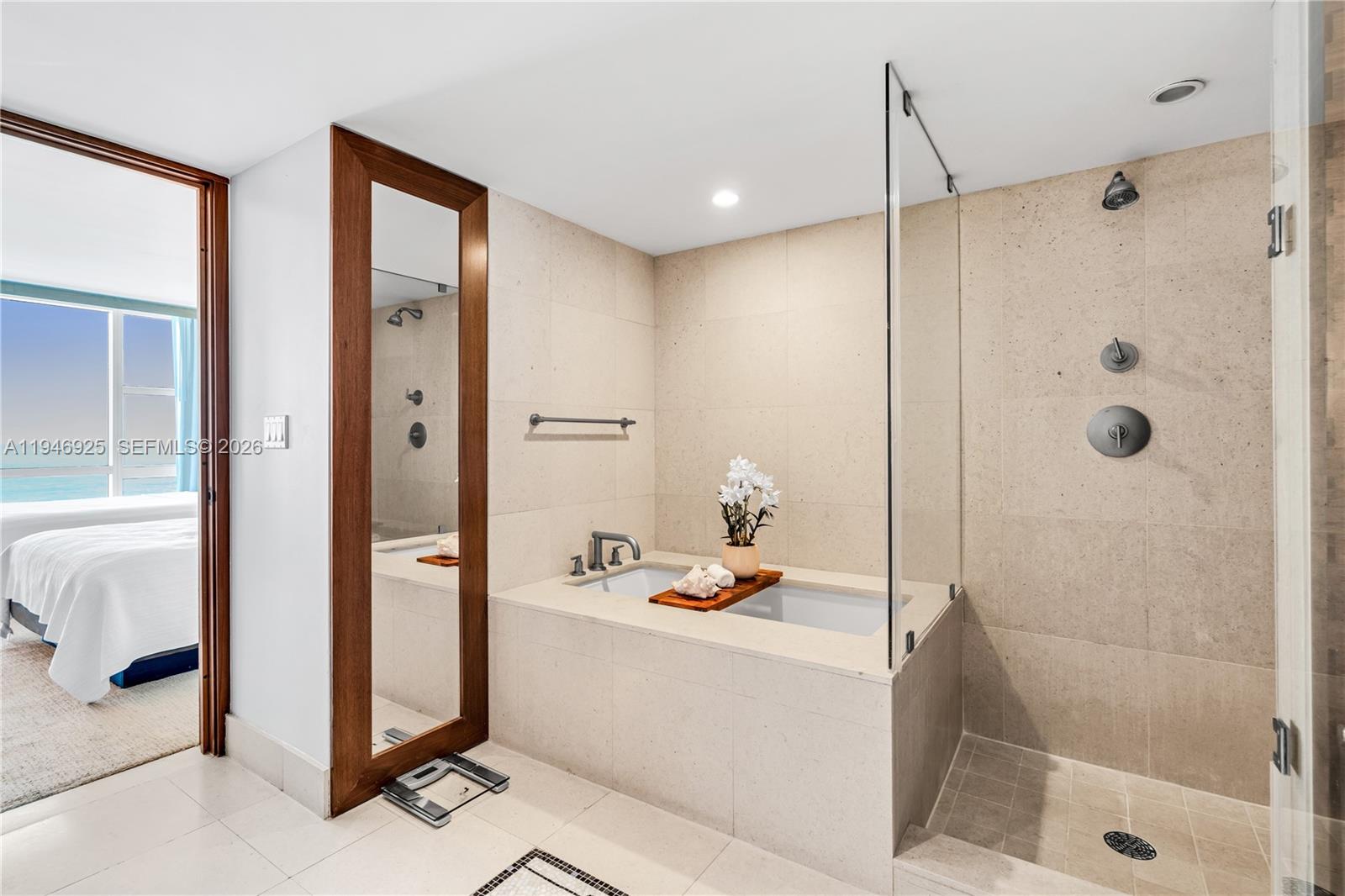 6801 Collins Ave #417 (404 Deed), Miami Beach FL 33141