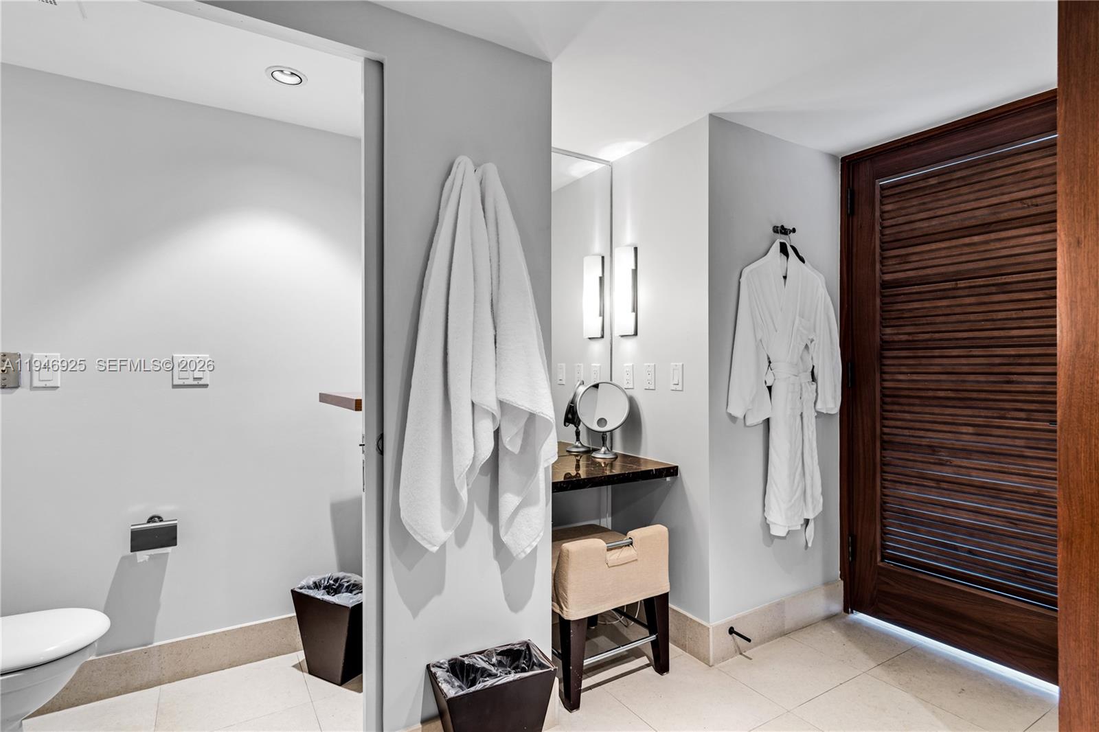 6801 Collins Ave #417 (404 Deed), Miami Beach FL 33141