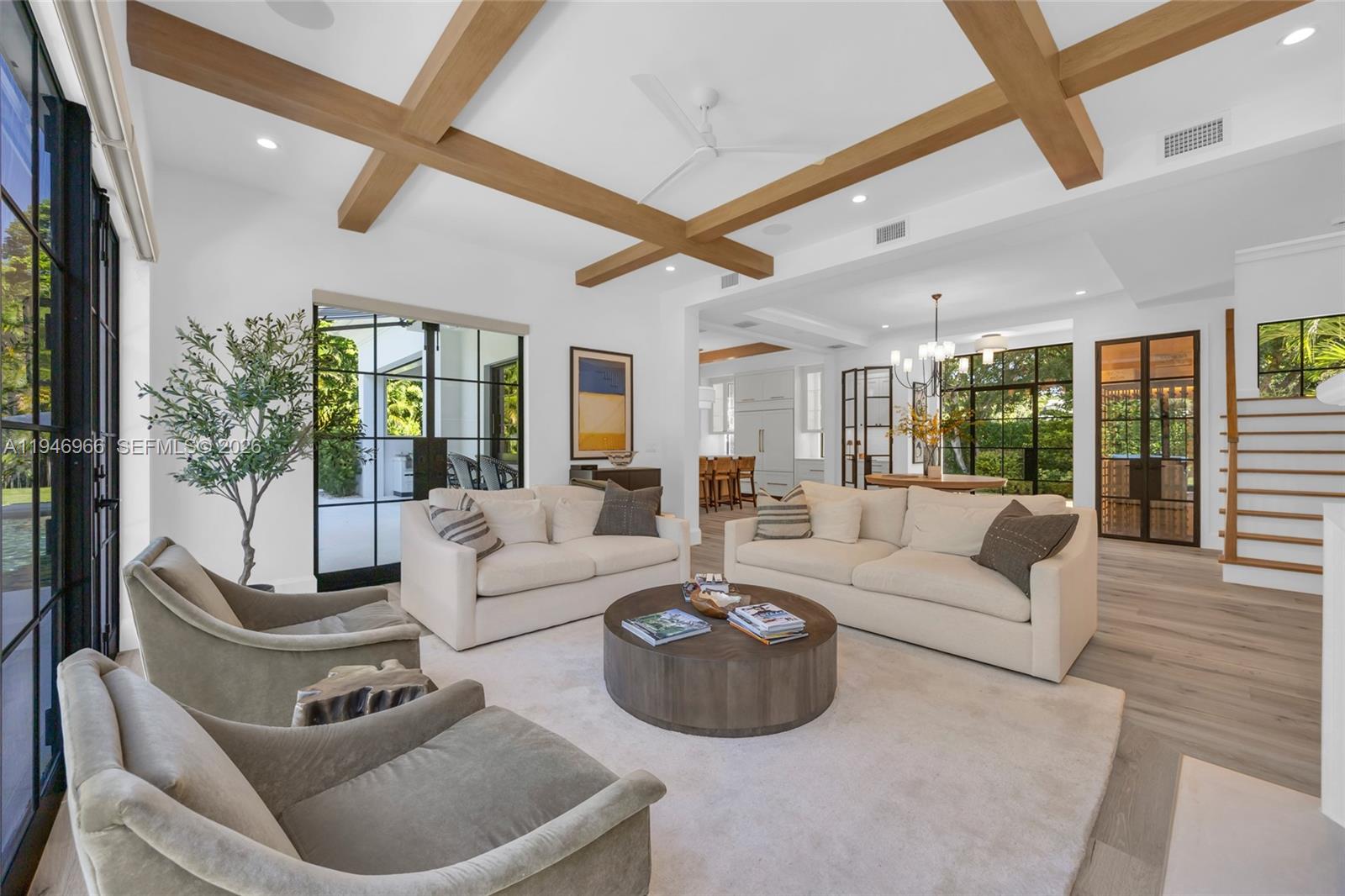 44 S Beach Rd, Hobe Sound FL 33455