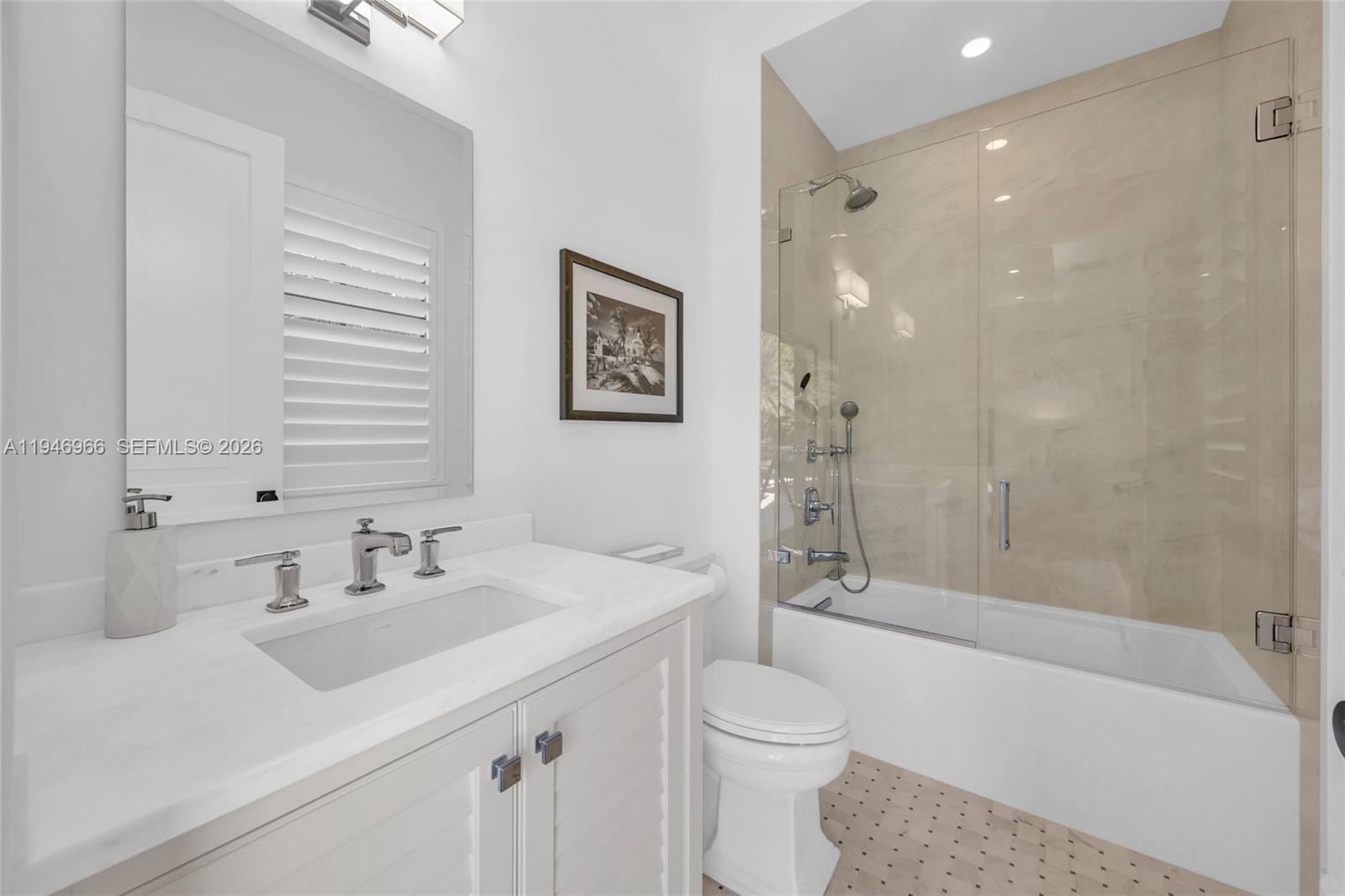 44 S Beach Rd, Hobe Sound FL 33455