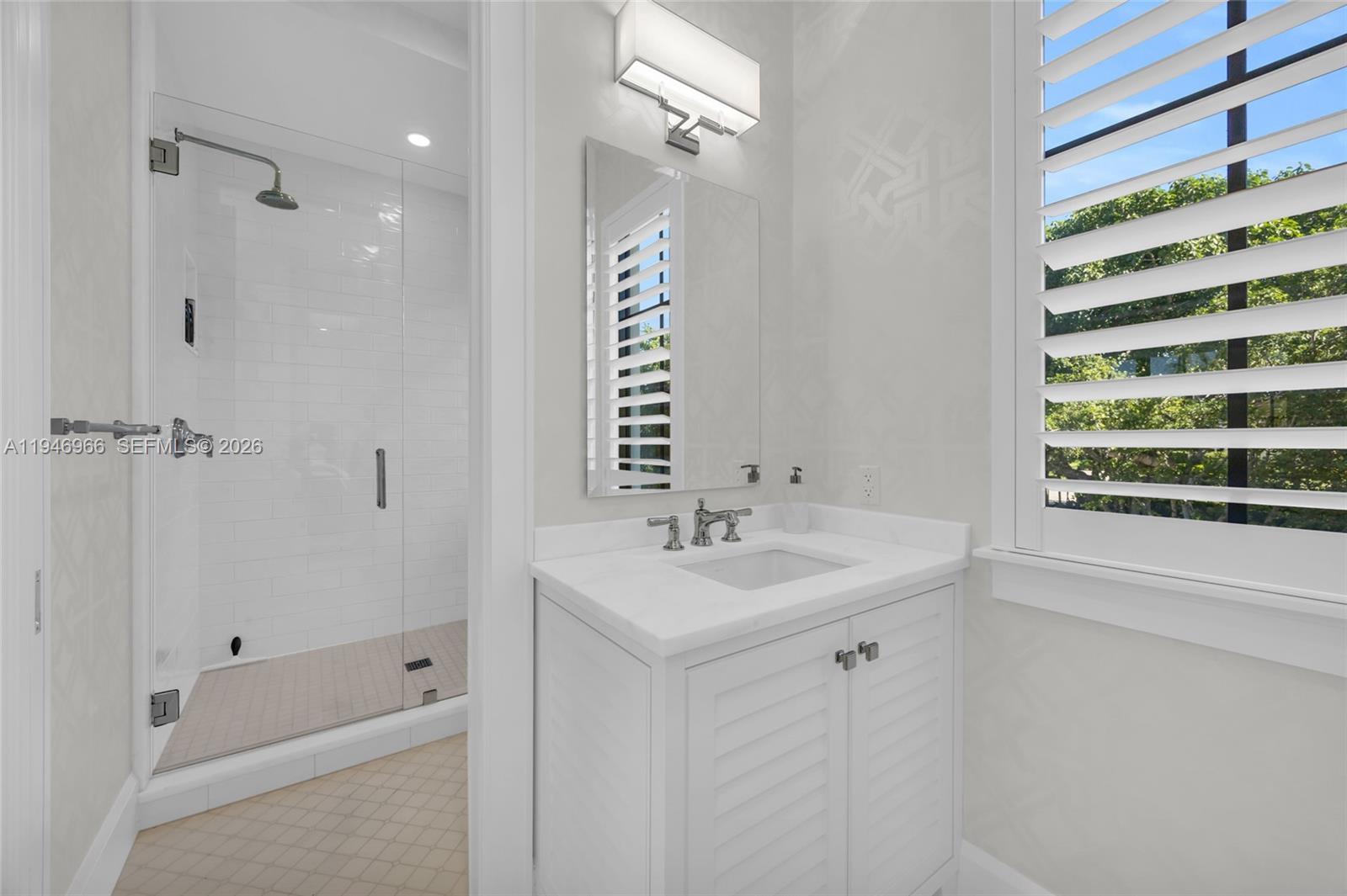 44 S Beach Rd, Hobe Sound FL 33455