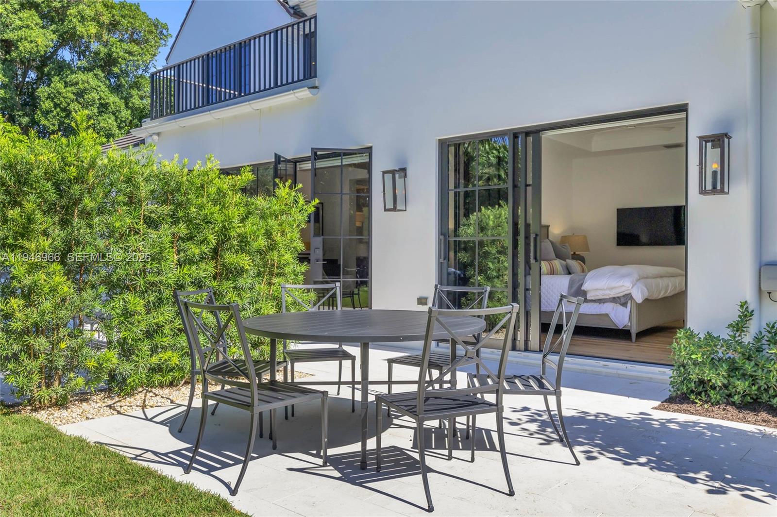 44 S Beach Rd, Hobe Sound FL 33455