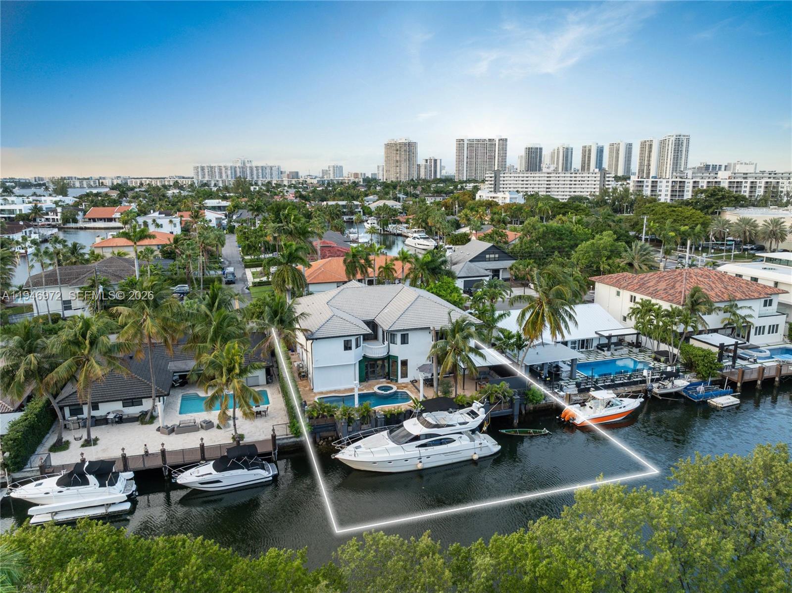 3400 NE 164th St, Sunny Isles Beach FL 33160