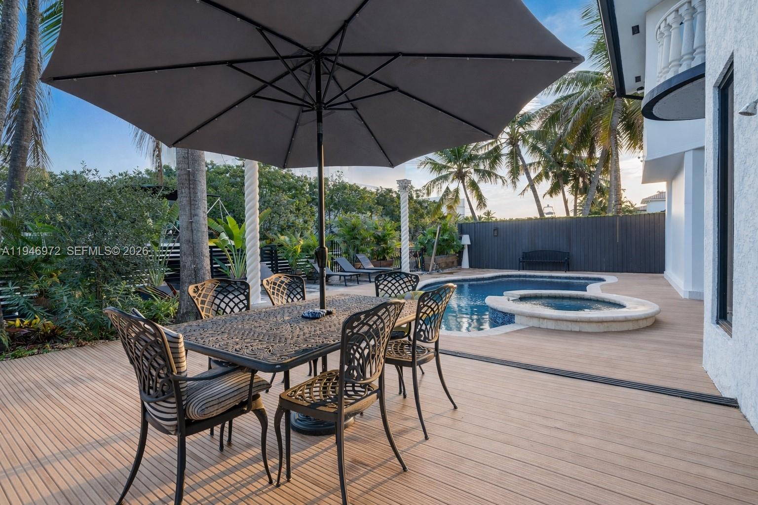 3400 NE 164th St, Sunny Isles Beach FL 33160
