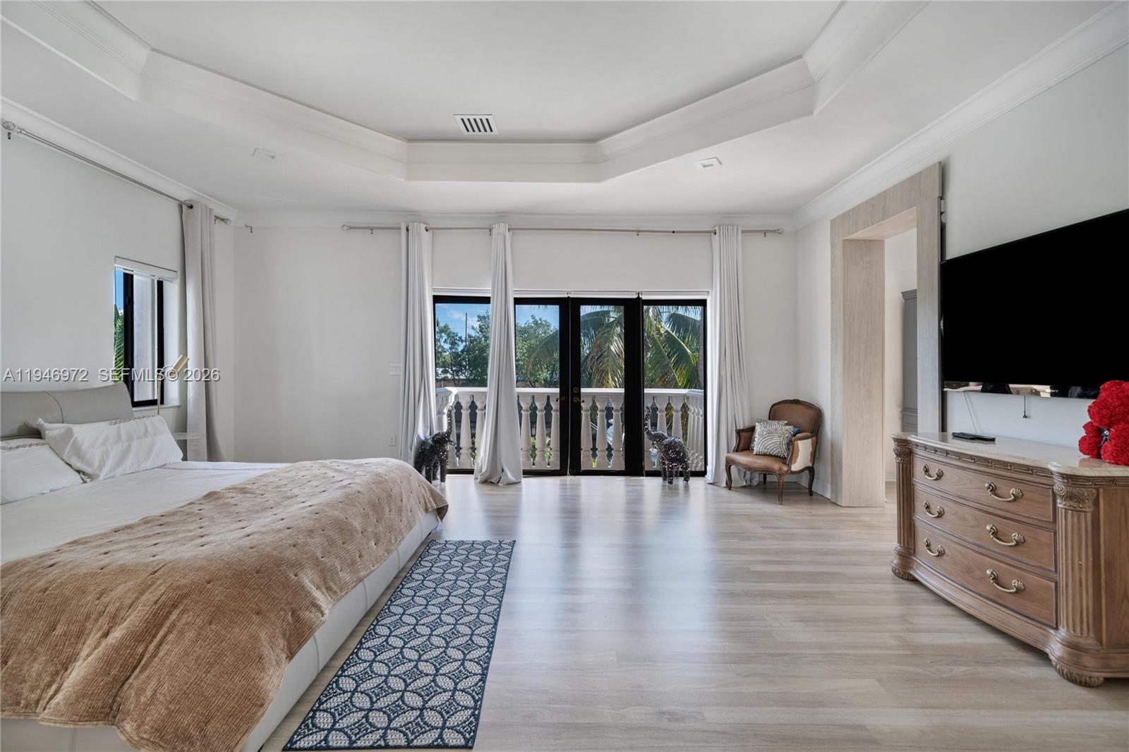 3400 NE 164th St, Sunny Isles Beach FL 33160