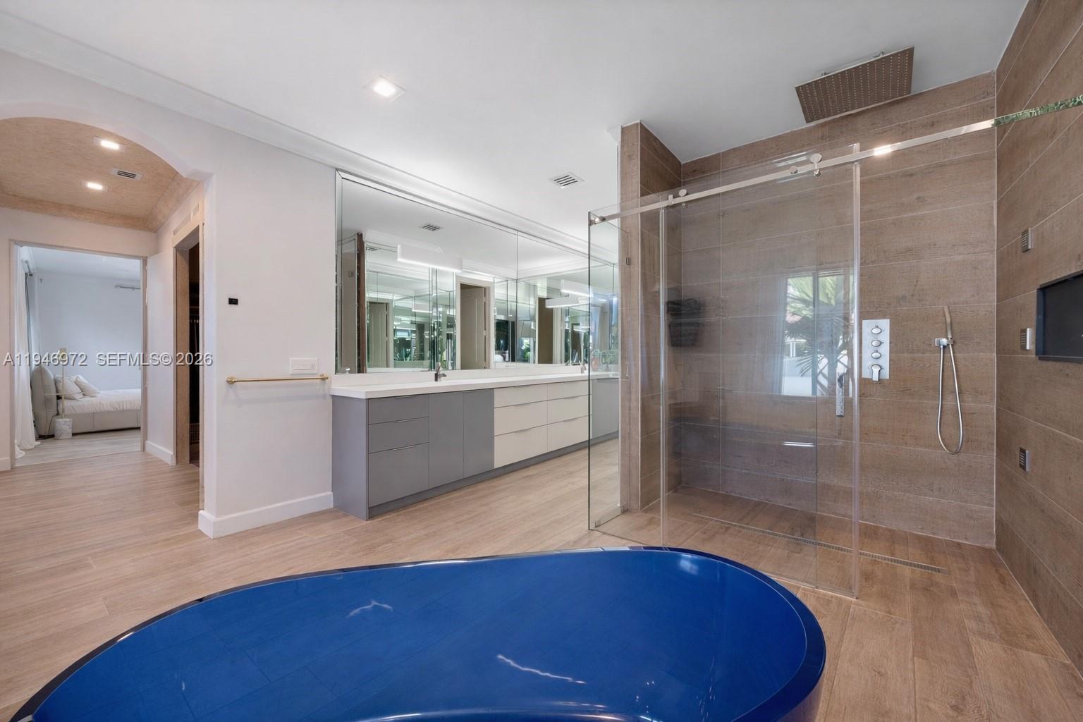 3400 NE 164th St, Sunny Isles Beach FL 33160
