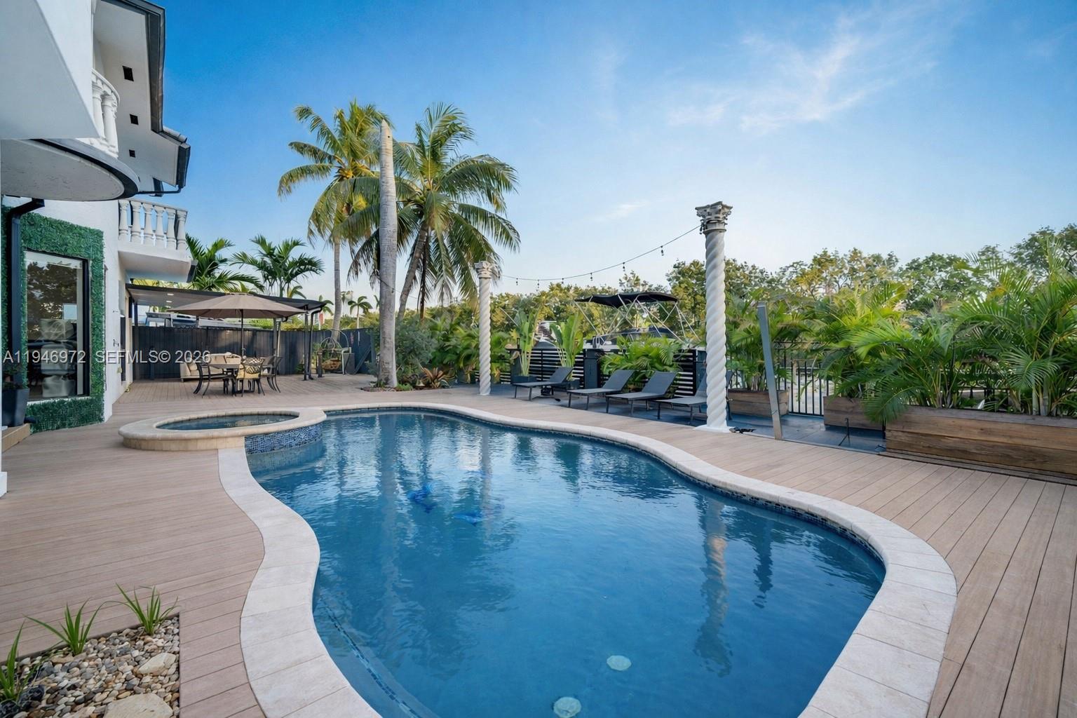 3400 NE 164th St, Sunny Isles Beach FL 33160