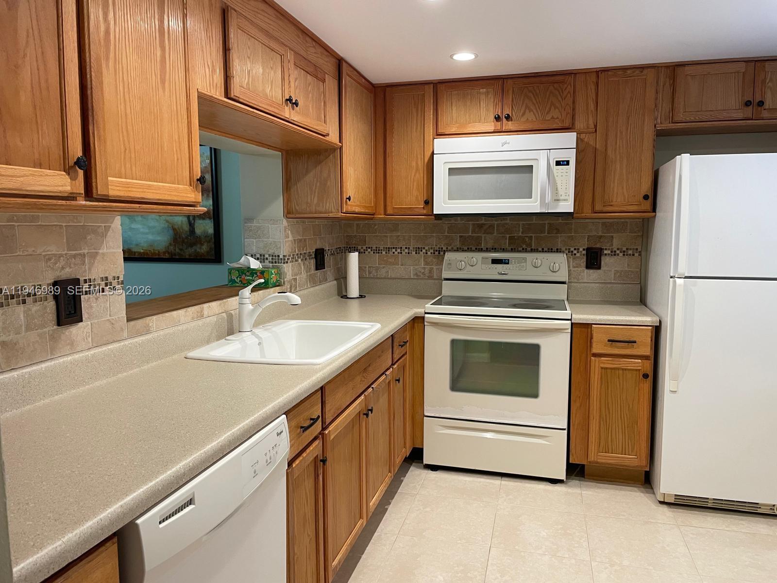 121 SE 3rd Ave #201, Dania Beach FL 33004