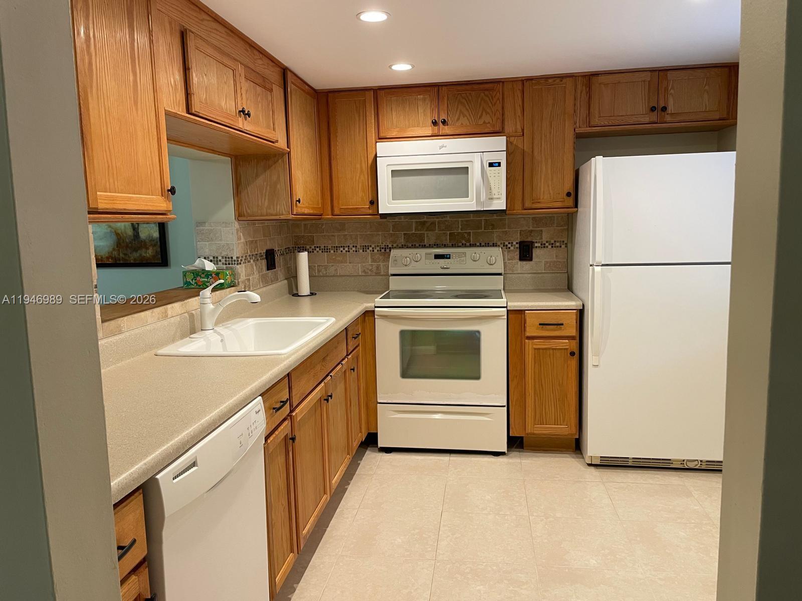 121 SE 3rd Ave #201, Dania Beach FL 33004