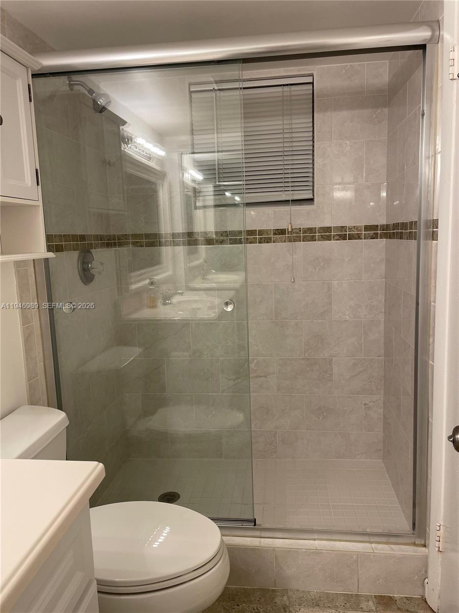 121 SE 3rd Ave #201, Dania Beach FL 33004