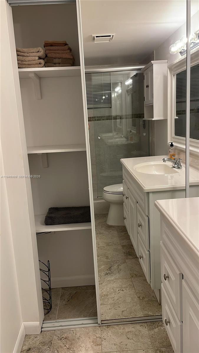 121 SE 3rd Ave #201, Dania Beach FL 33004