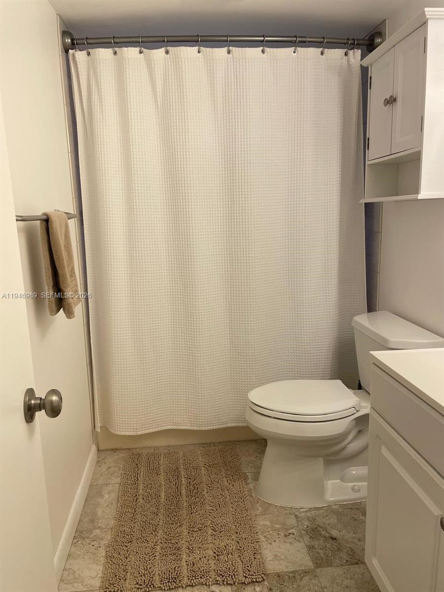 121 SE 3rd Ave #201, Dania Beach FL 33004