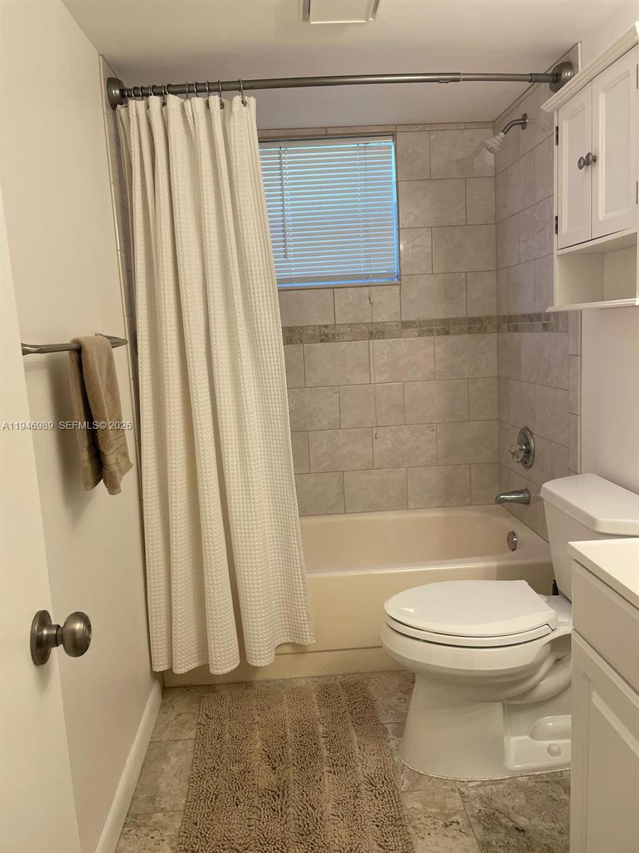 121 SE 3rd Ave #201, Dania Beach FL 33004