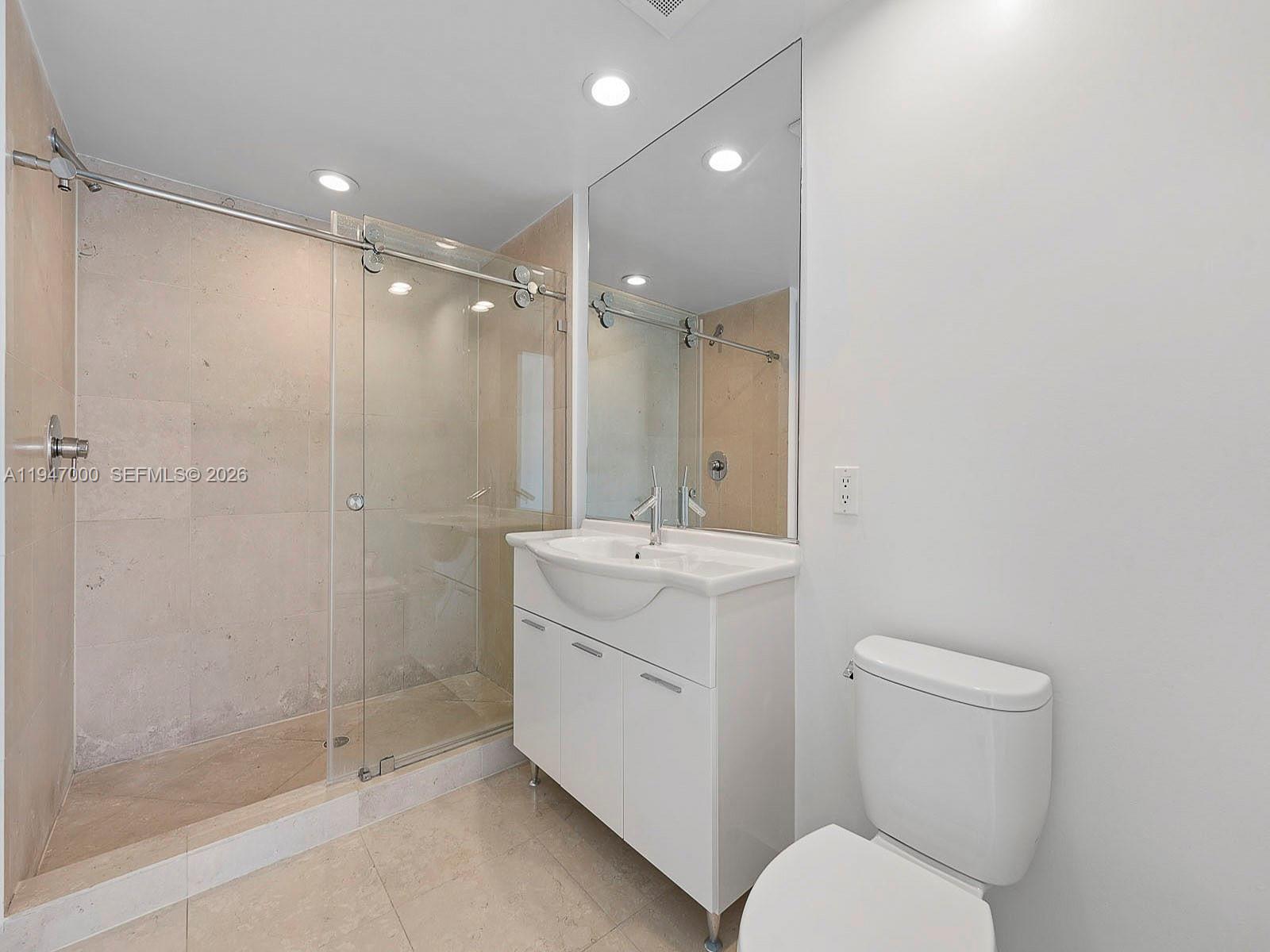 495 Brickell Ave #1801, Miami FL 33131