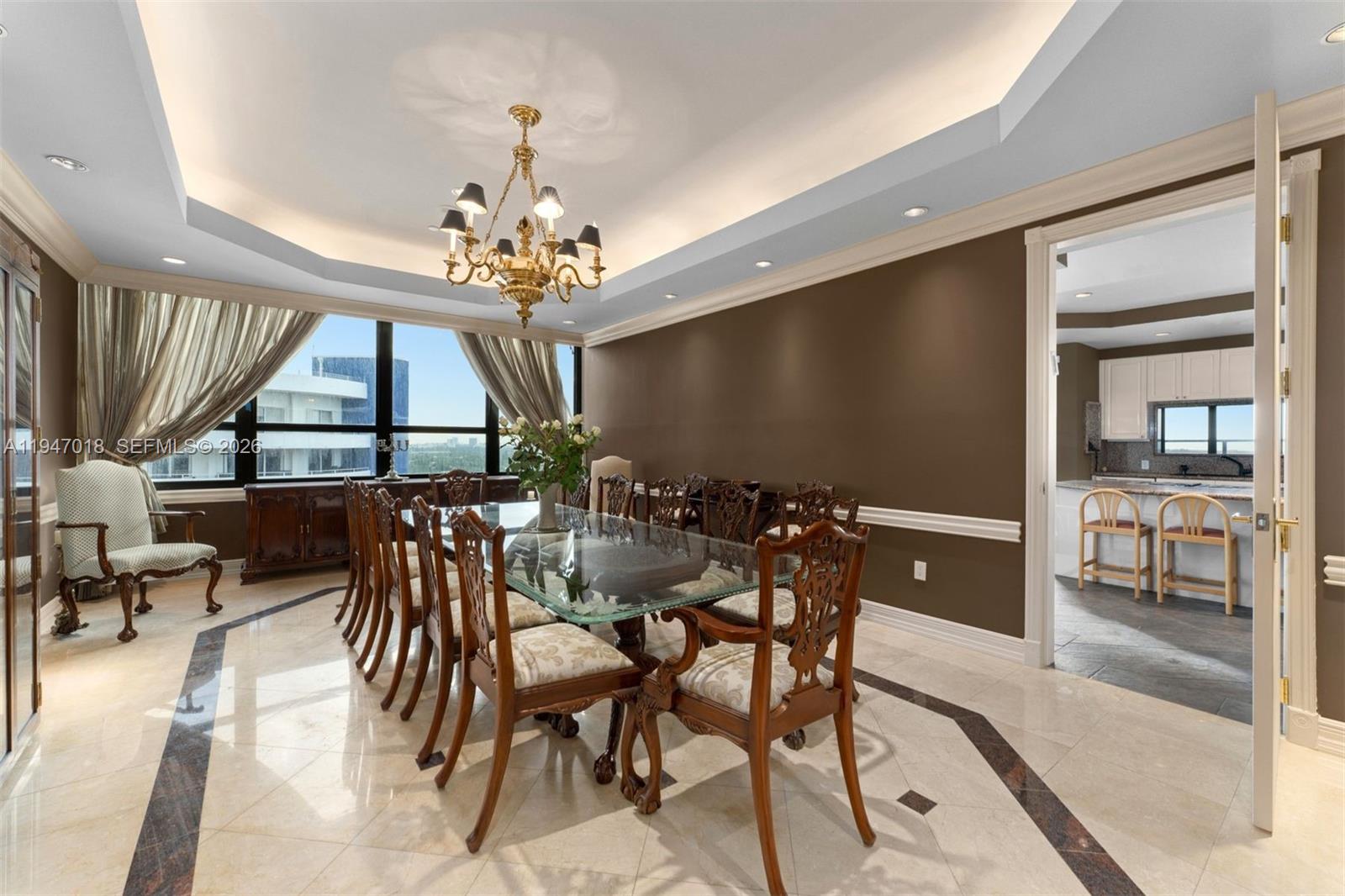 5225 Collins Ave #PH8, Miami Beach FL 33140