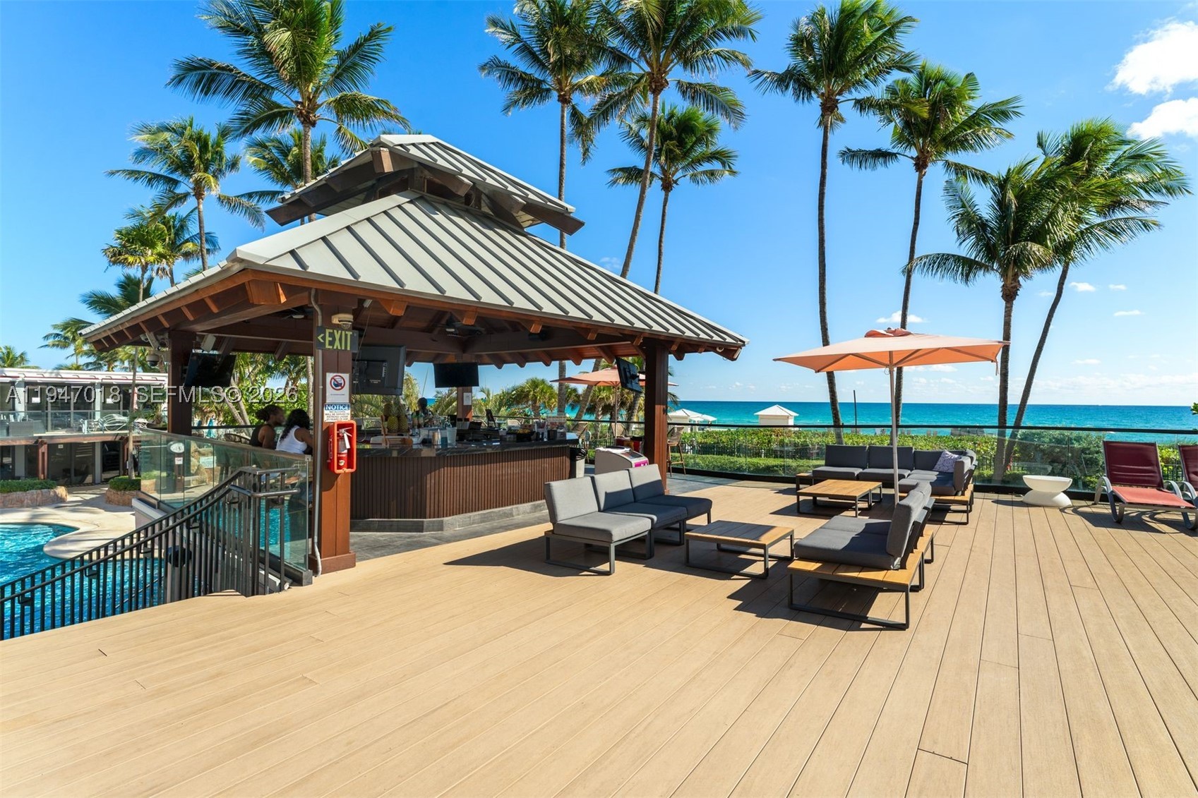 5225 Collins Ave #PH8, Miami Beach FL 33140