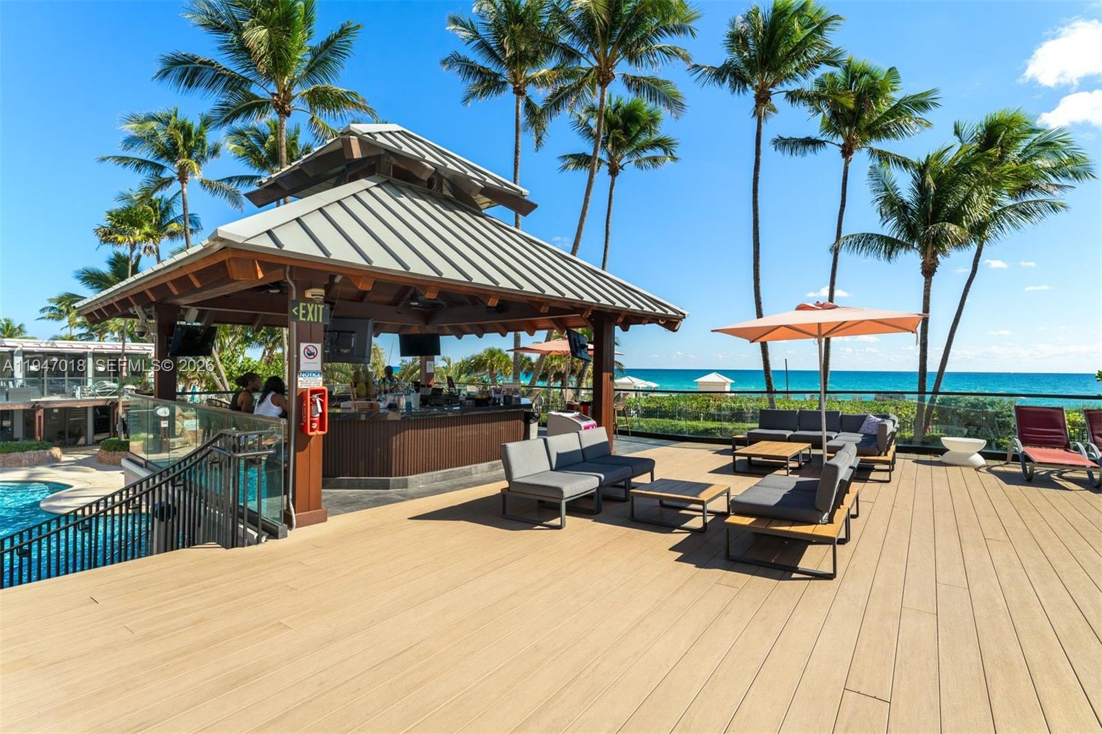 5225 Collins Ave #PH8, Miami Beach FL 33140
