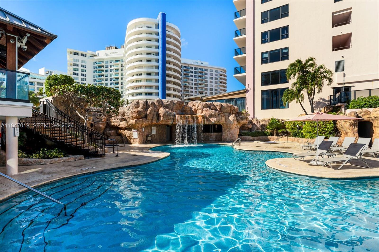 5225 Collins Ave #PH8, Miami Beach FL 33140