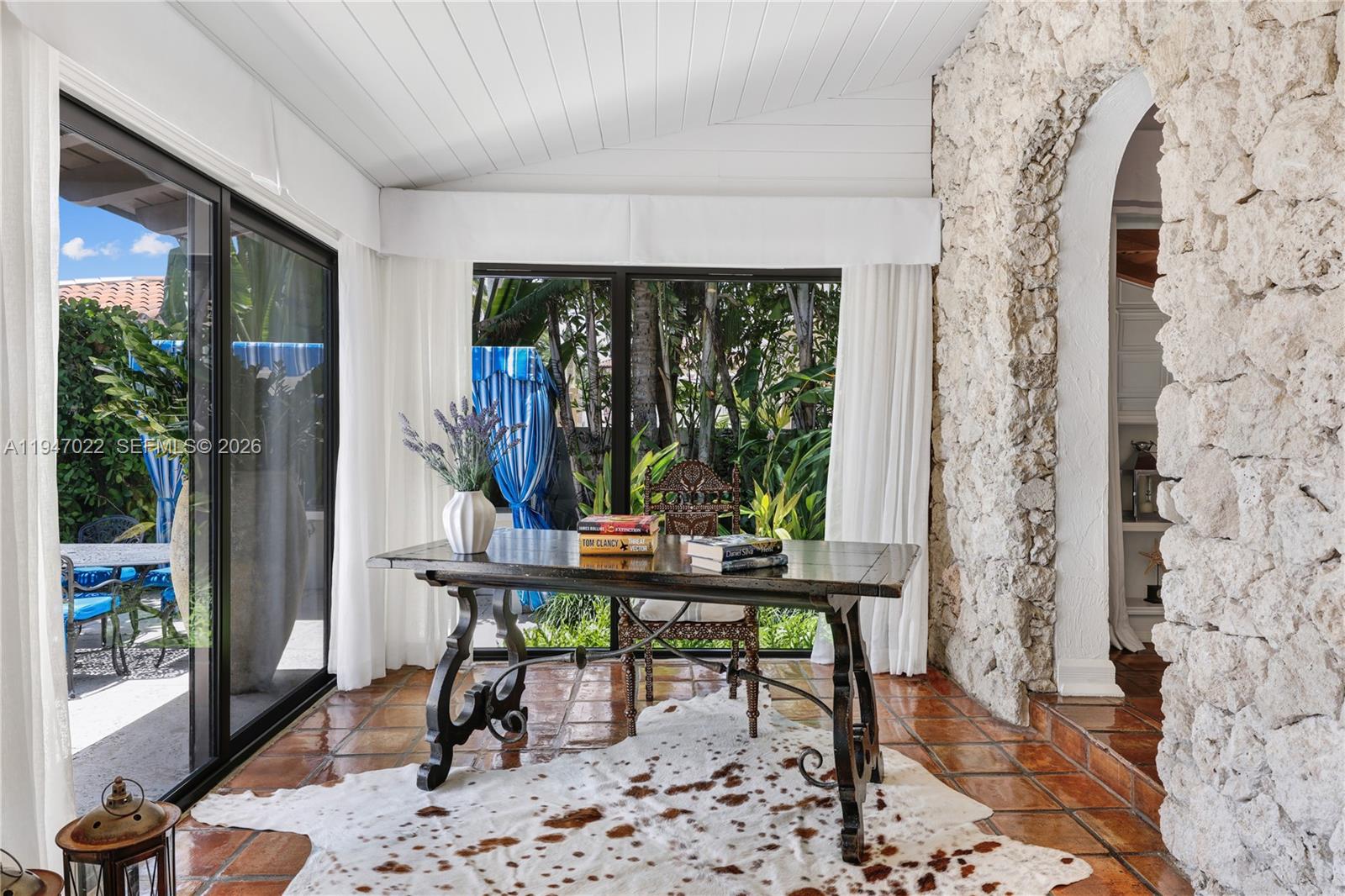 56 S Hibiscus Dr, Miami Beach FL 33139