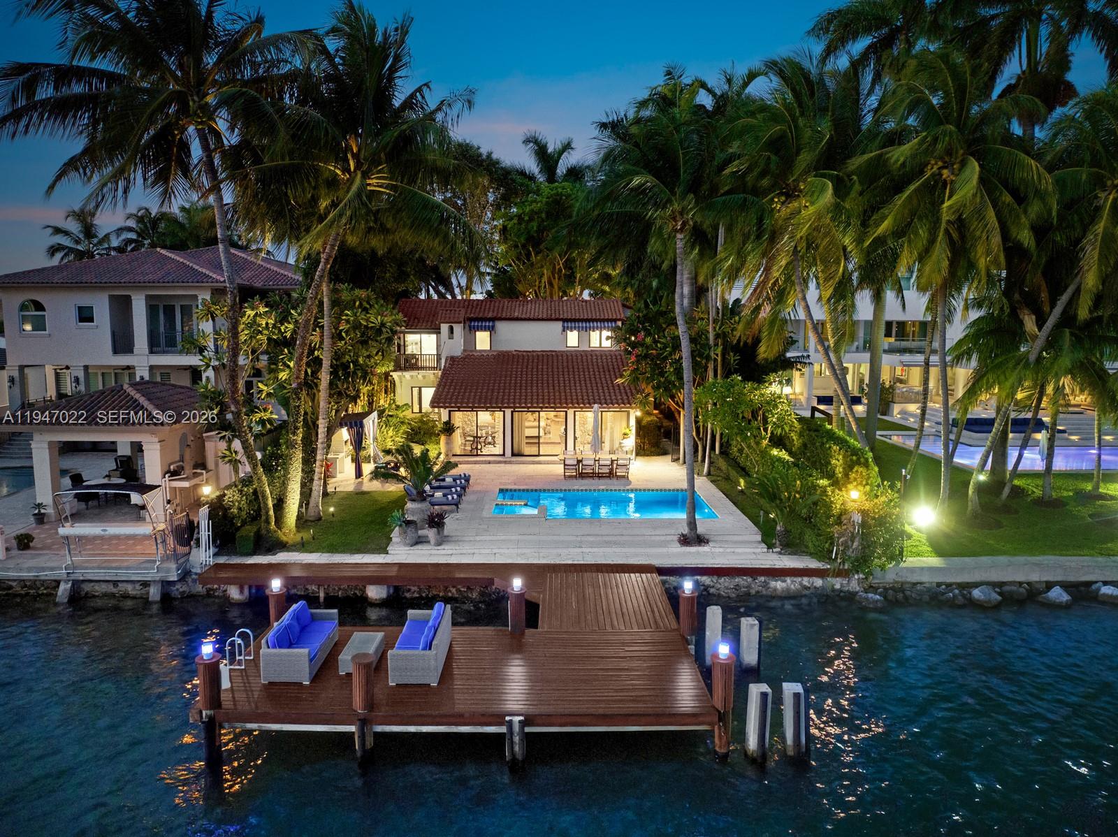 56 S Hibiscus Dr, Miami Beach FL 33139