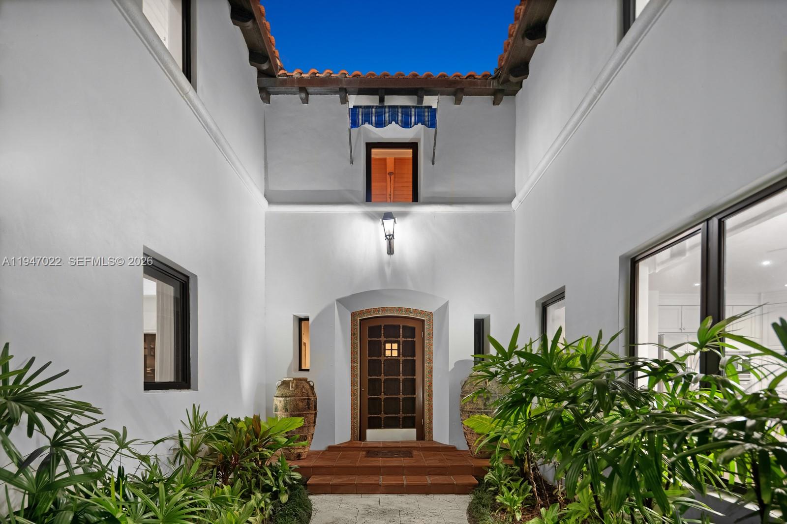 56 S Hibiscus Dr, Miami Beach FL 33139