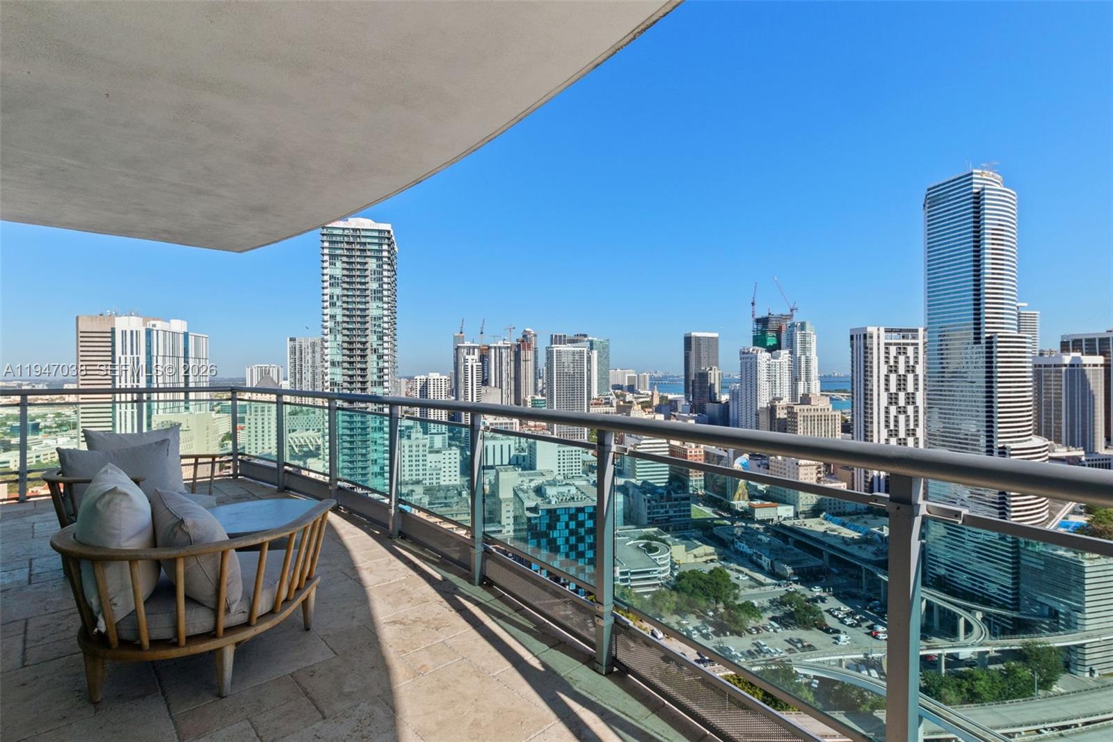350 S Miami Ave #3501, Miami FL 33130