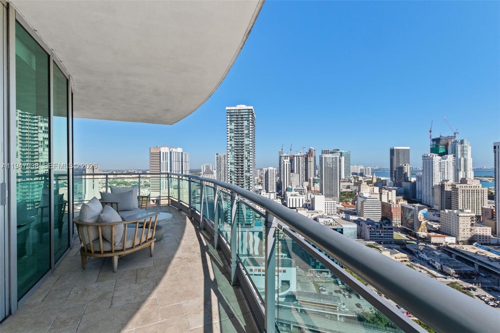 350 S Miami Ave #3501, Miami FL 33130