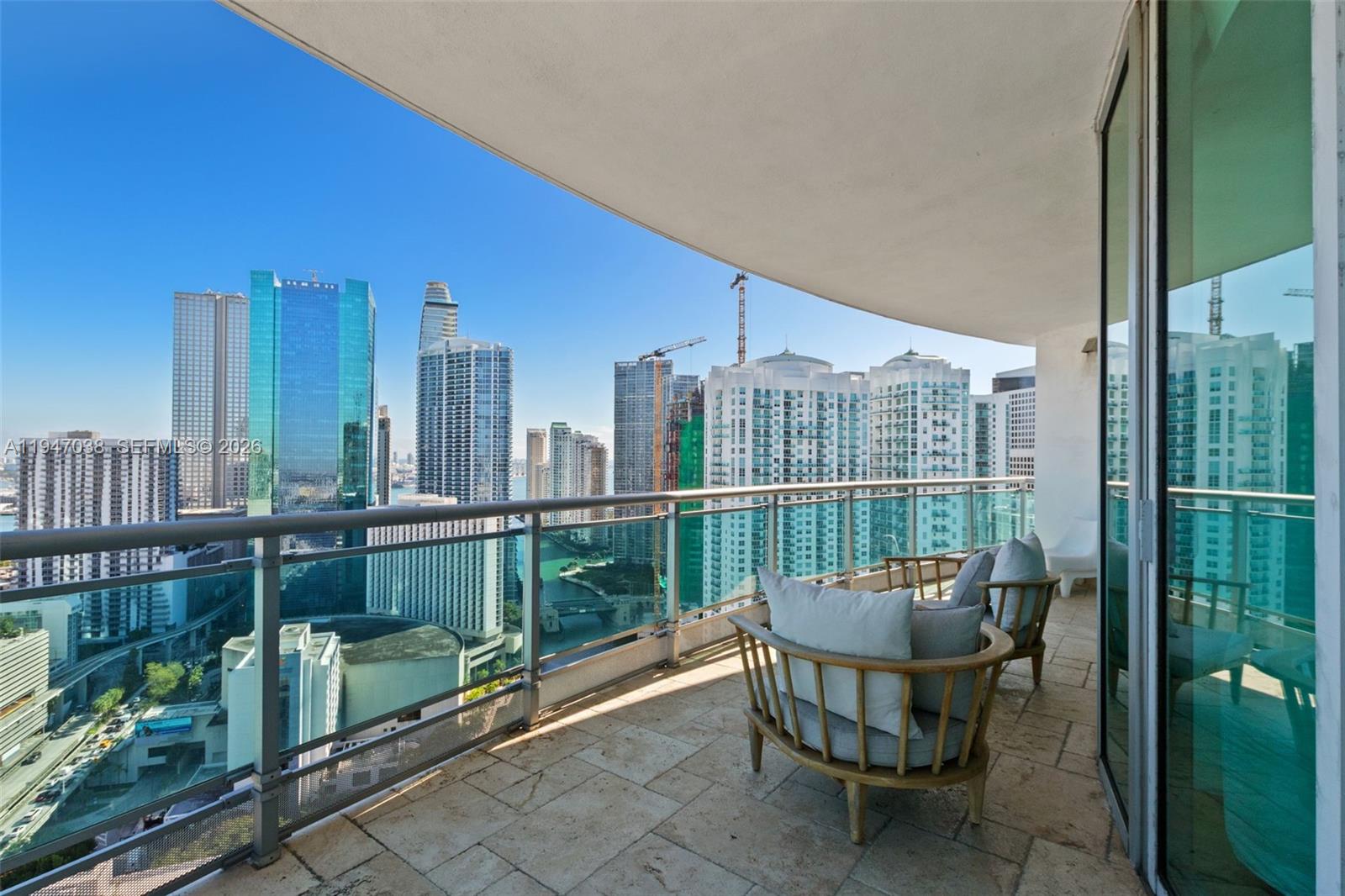 350 S Miami Ave #3501, Miami FL 33130