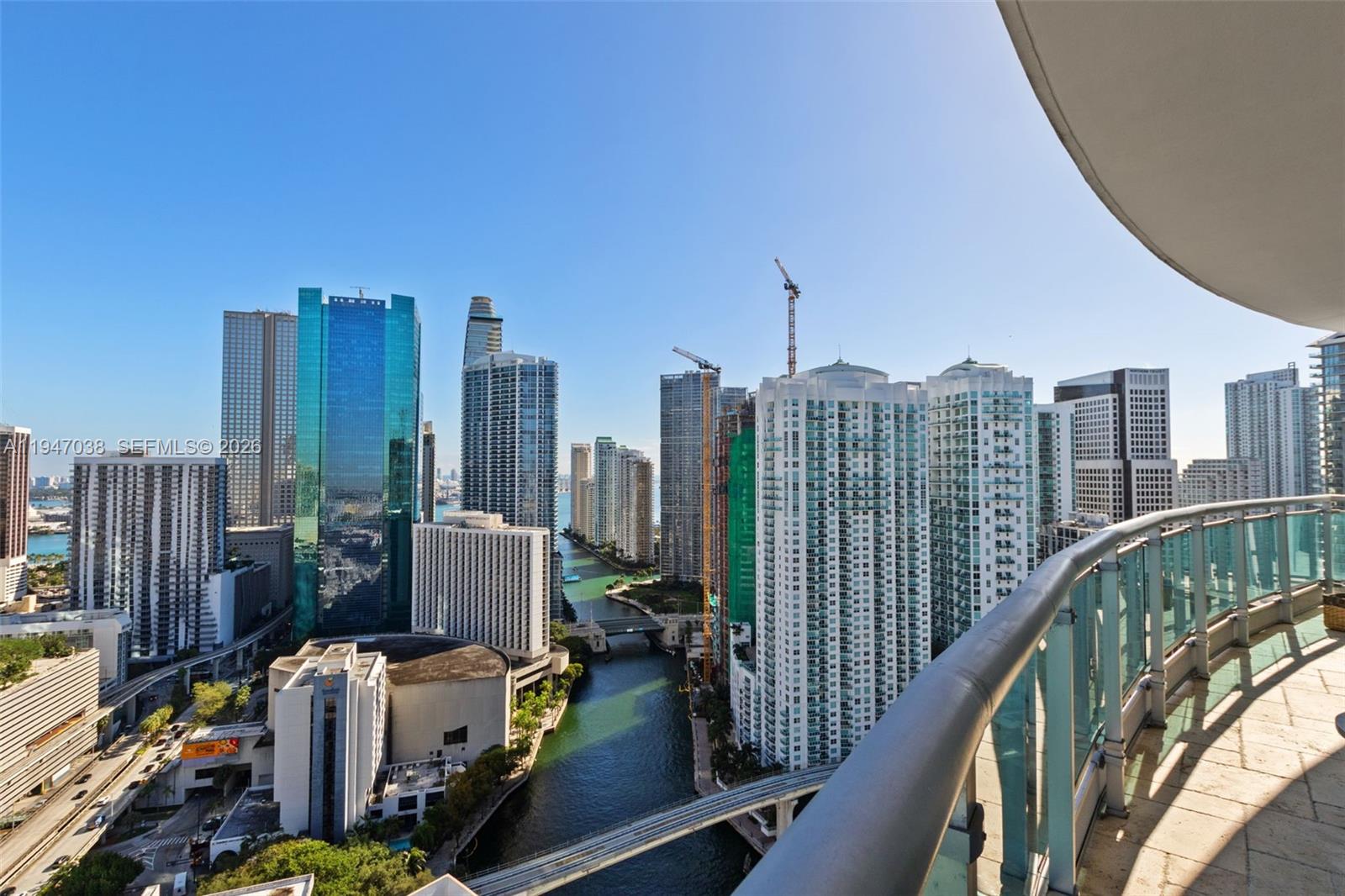350 S Miami Ave #3501, Miami FL 33130