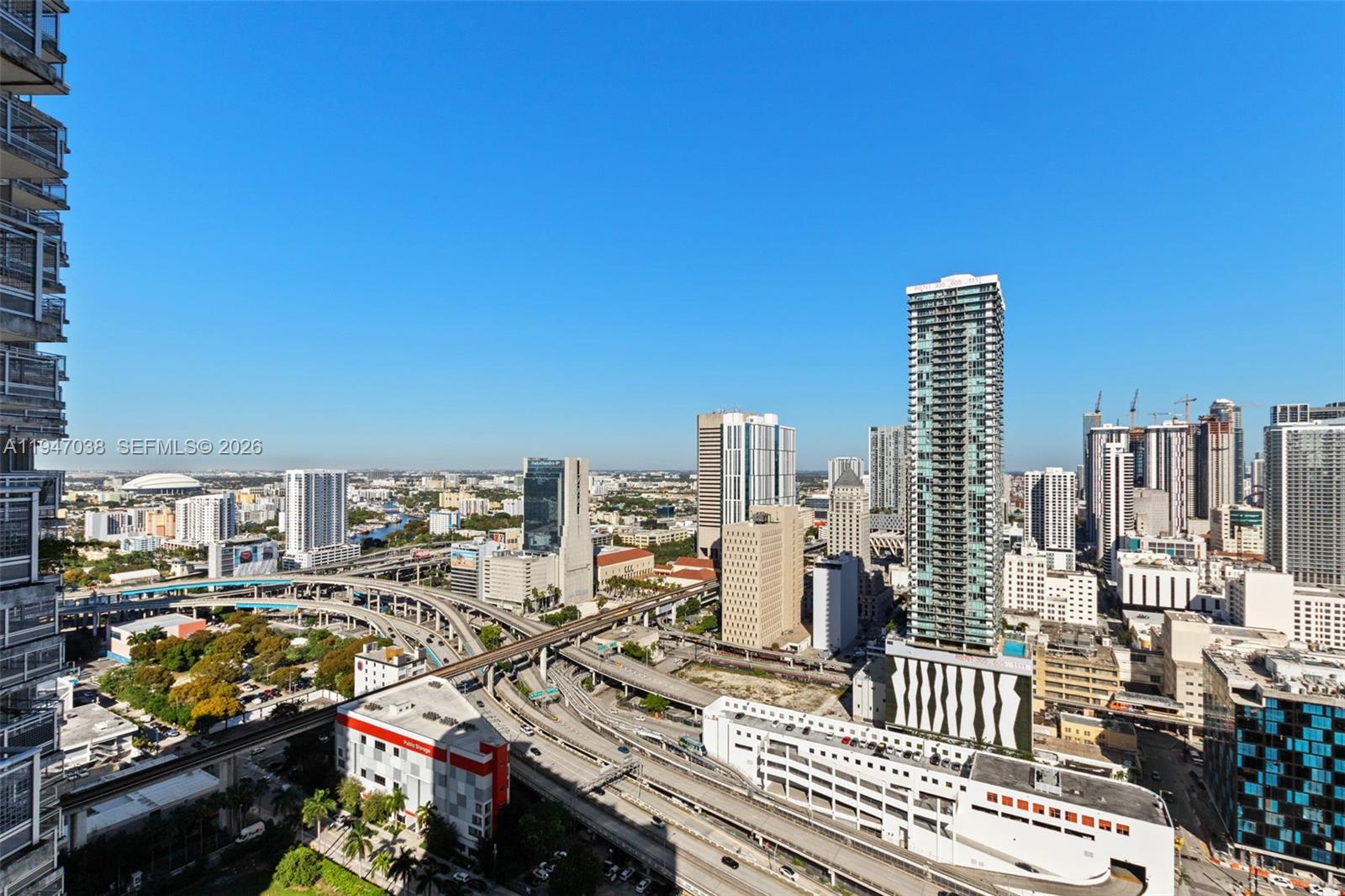 350 S Miami Ave #3501, Miami FL 33130