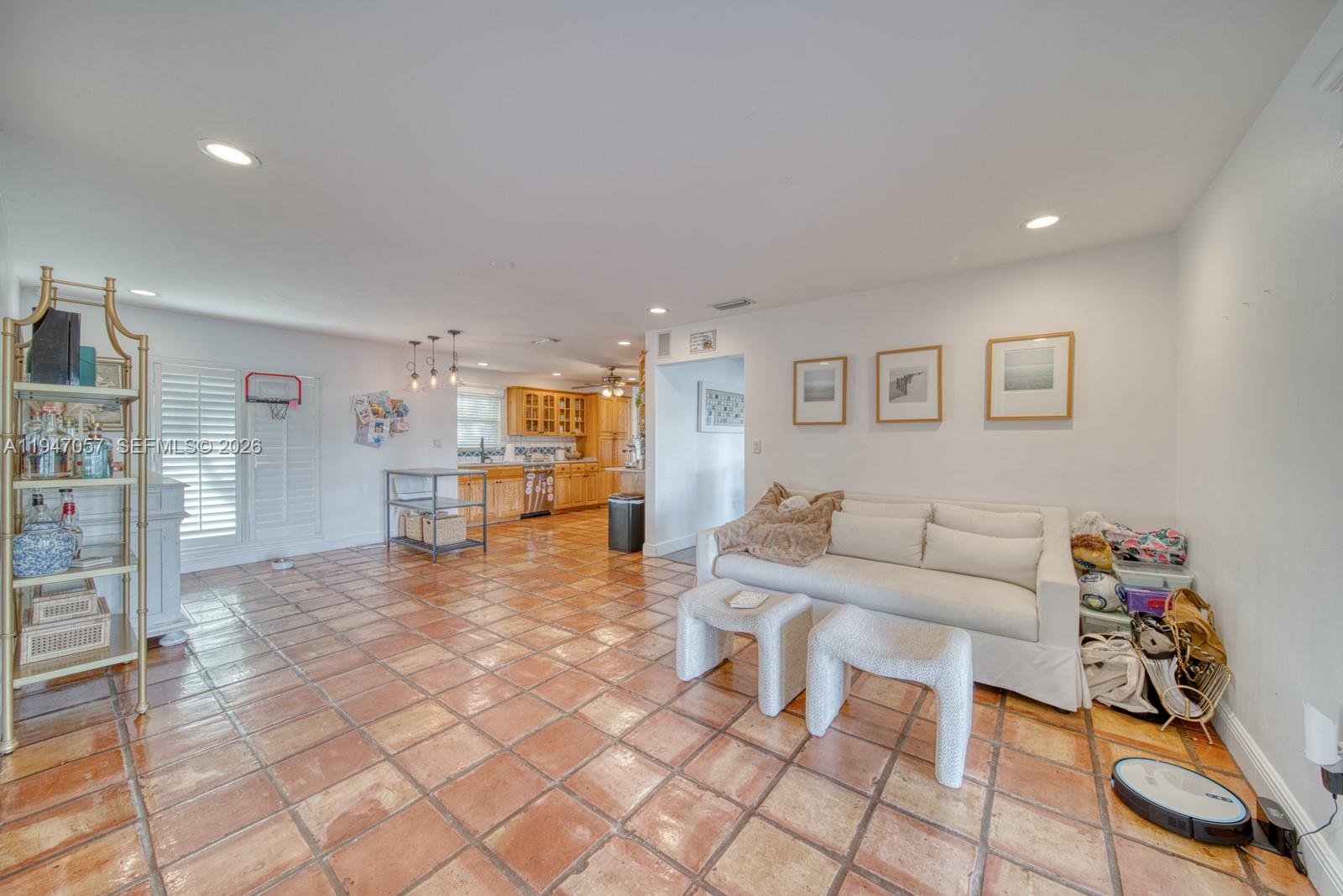 12620 SW 114th Ave, Miami FL 33176