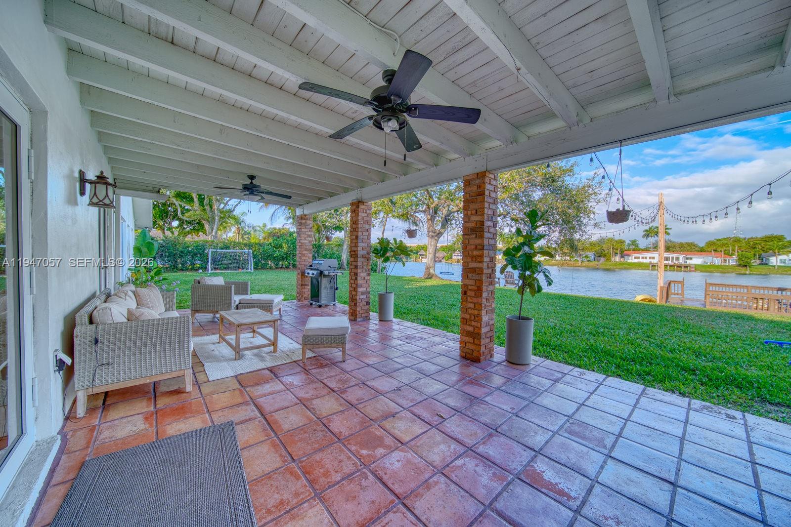 12620 SW 114th Ave, Miami FL 33176
