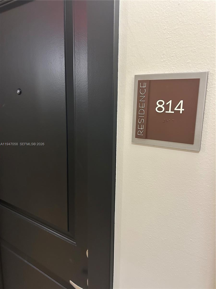 10 Aragon Ave #814, Coral Gables FL 33134