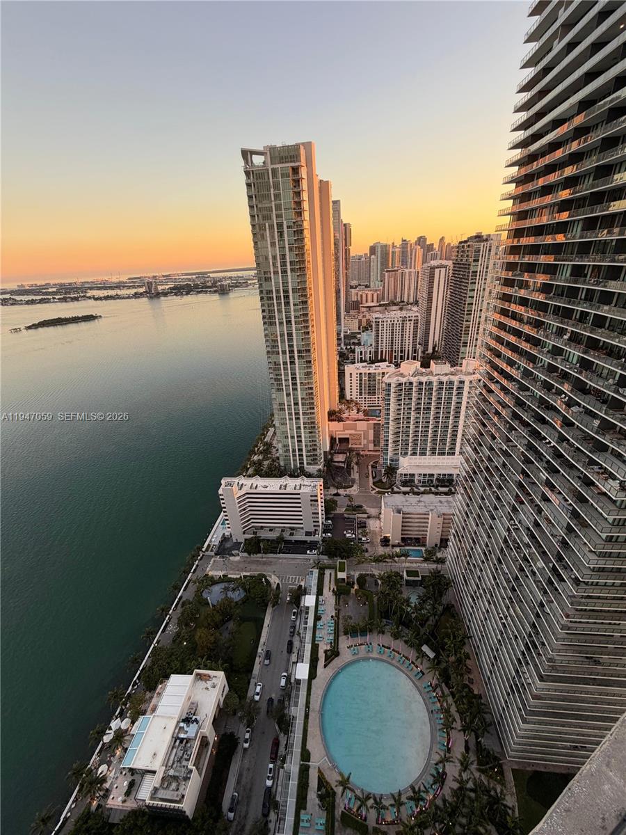 650 NE 32nd St #4406, Miami FL 33137