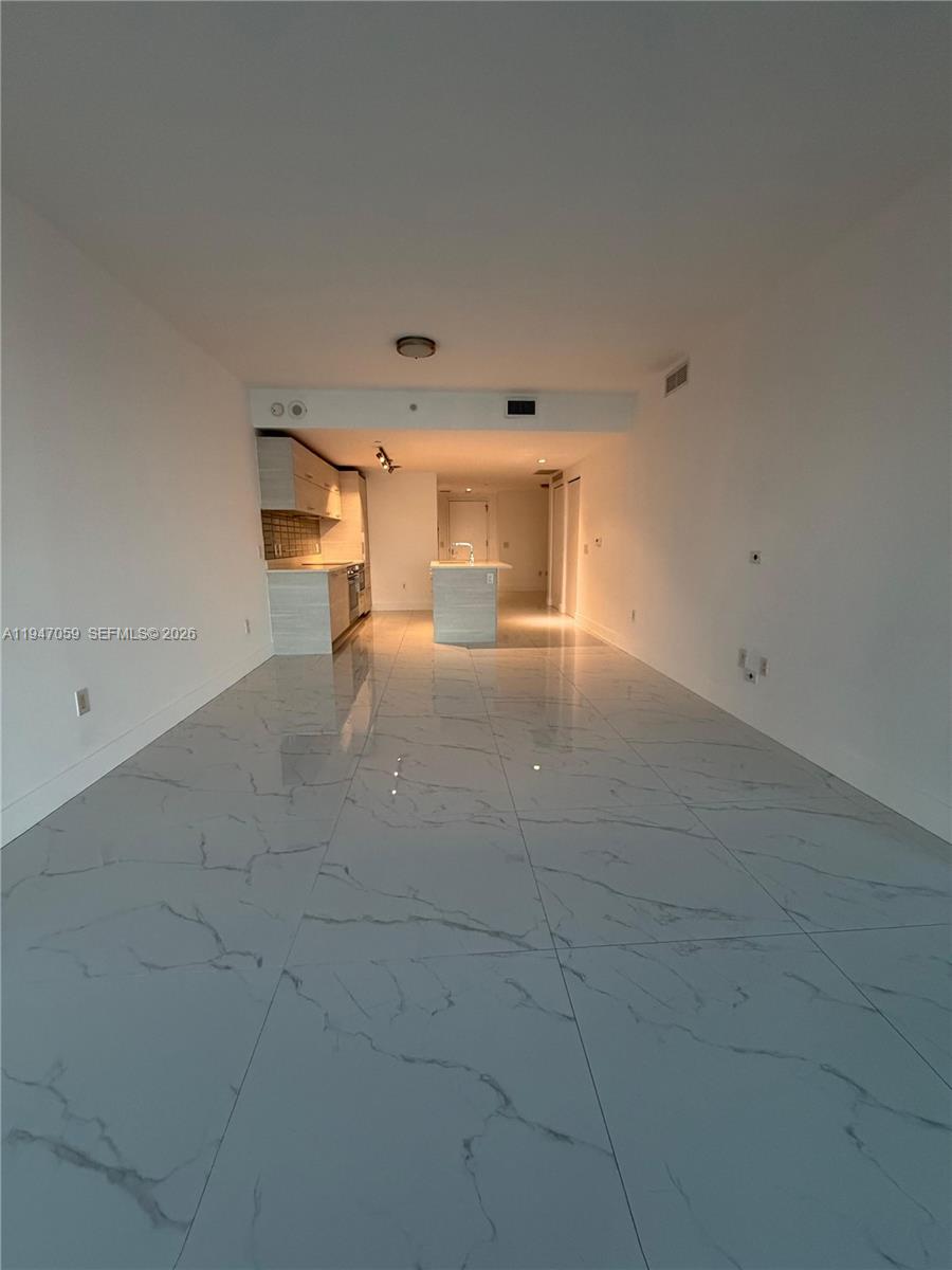 650 NE 32nd St #4406, Miami FL 33137