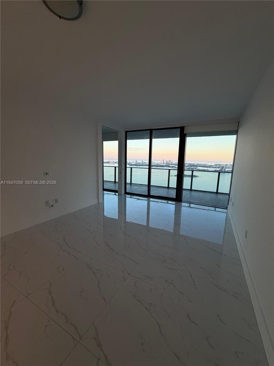 650 NE 32nd St #4406, Miami FL 33137