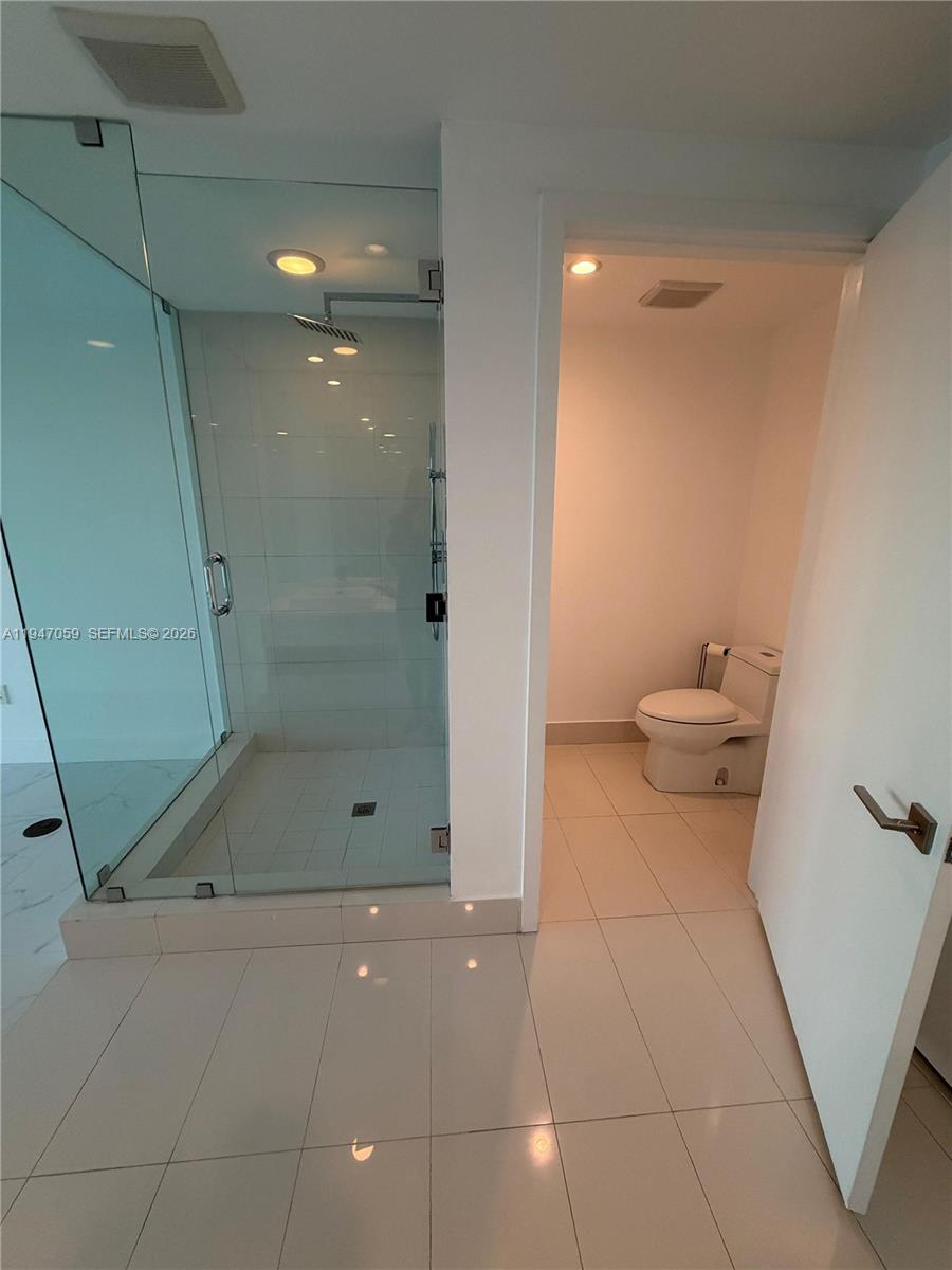 650 NE 32nd St #4406, Miami FL 33137