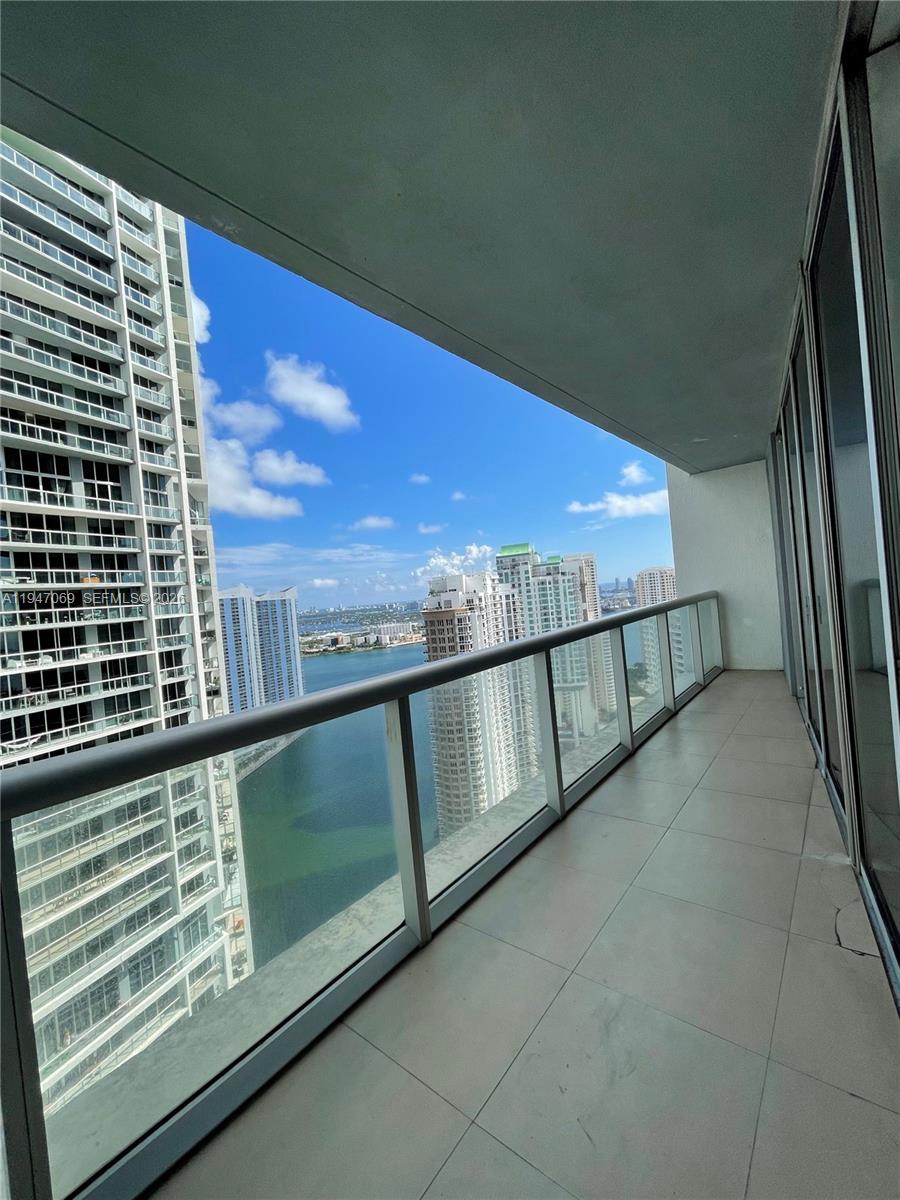 495 Brickell Ave #3810, Miami FL 33131