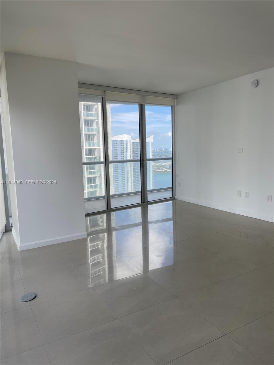 495 Brickell Ave #3810, Miami FL 33131